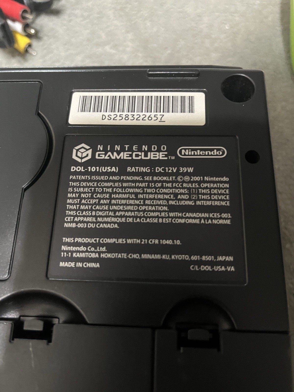 Nintendo GameCube DOL-101(USA) Black Console with Yoshi Controller and Cables