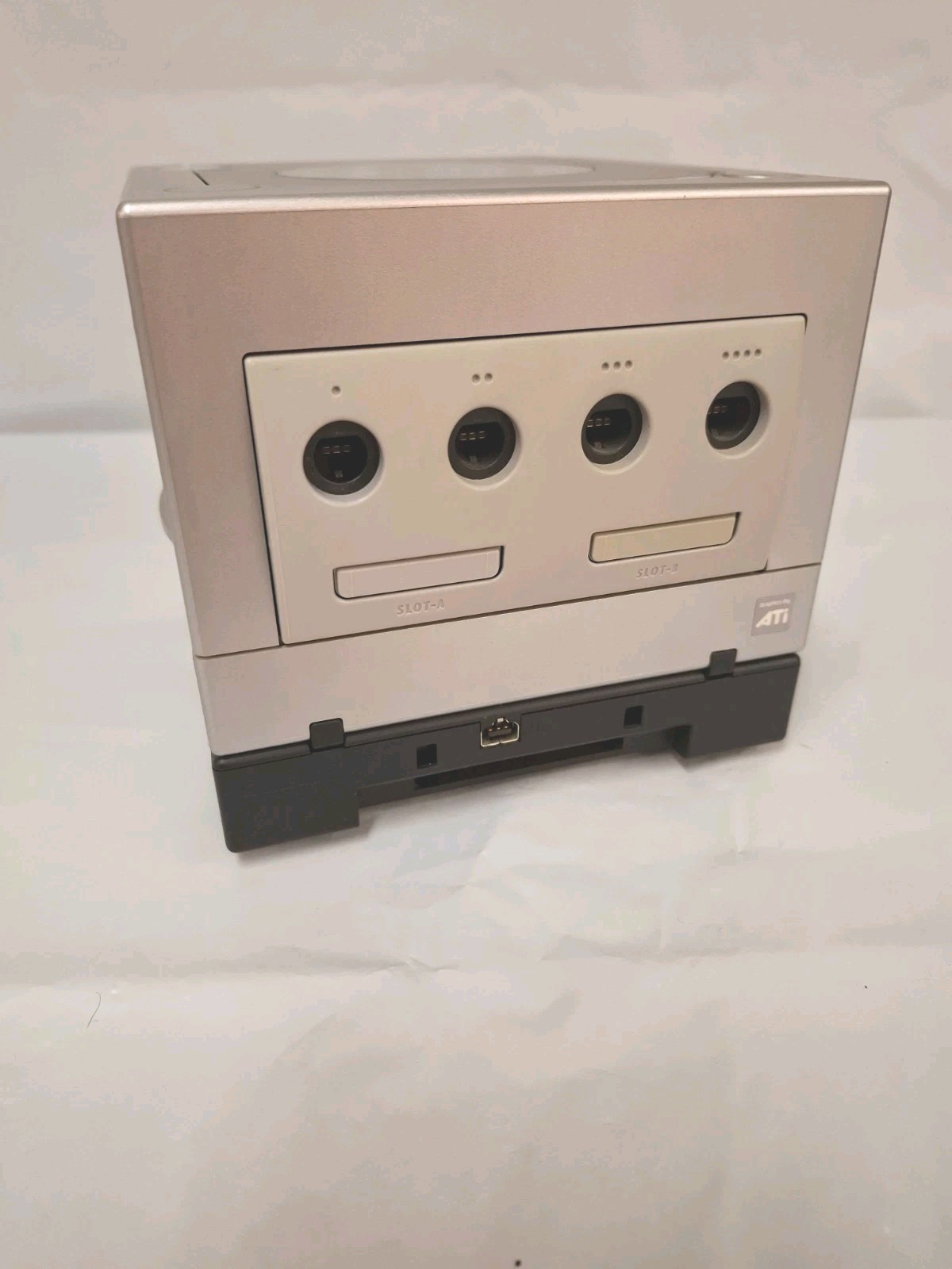 Nintendo DOL-001 USA Gamecube Console – (Silver)Working W/ Game, Carrying Case,