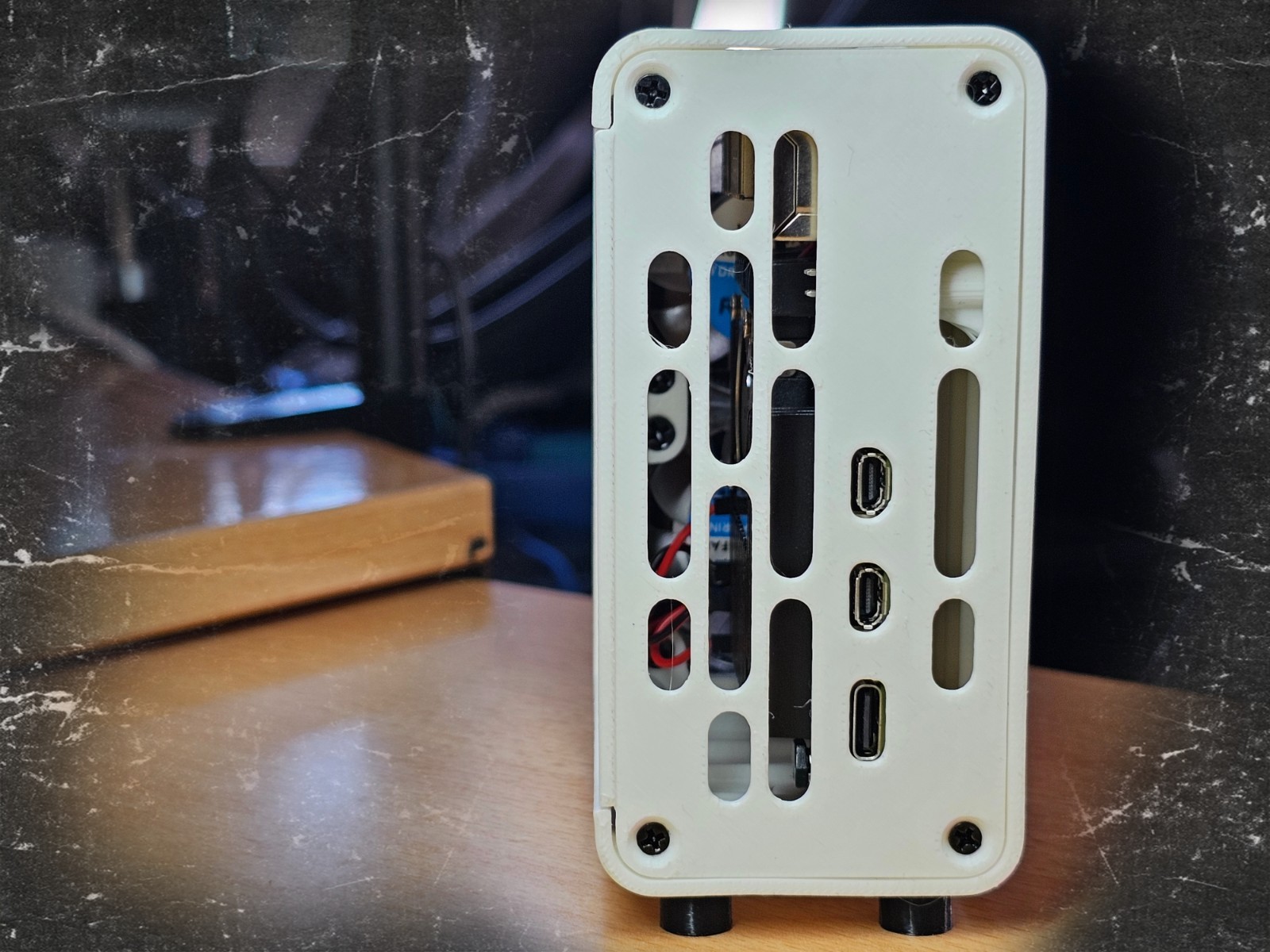 Custom Build Raspberry Pi 5 2GB + Batocera 256GB MicroSD + 14000+ Retro Games