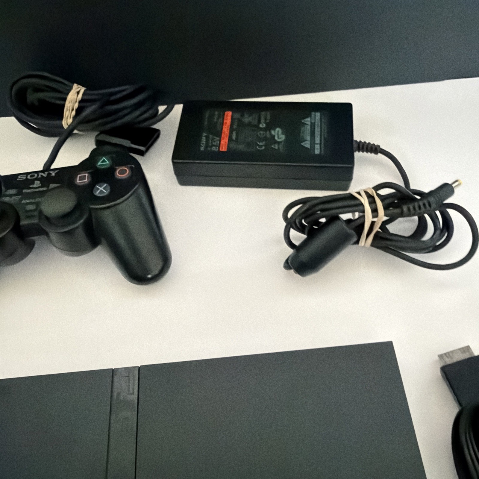 Sony PlayStation 2 PS2 Slim – SCPH-70012 – Console,controller & Cords – Tested