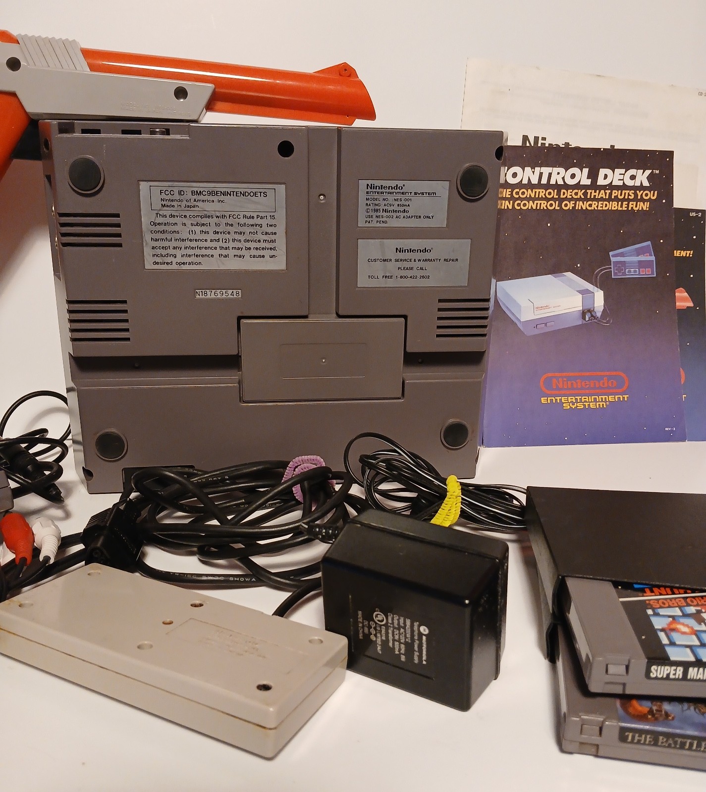 Nintendo NES Action Set w/ Console, 1 Controllers, Zapper, Cords, x2 Games