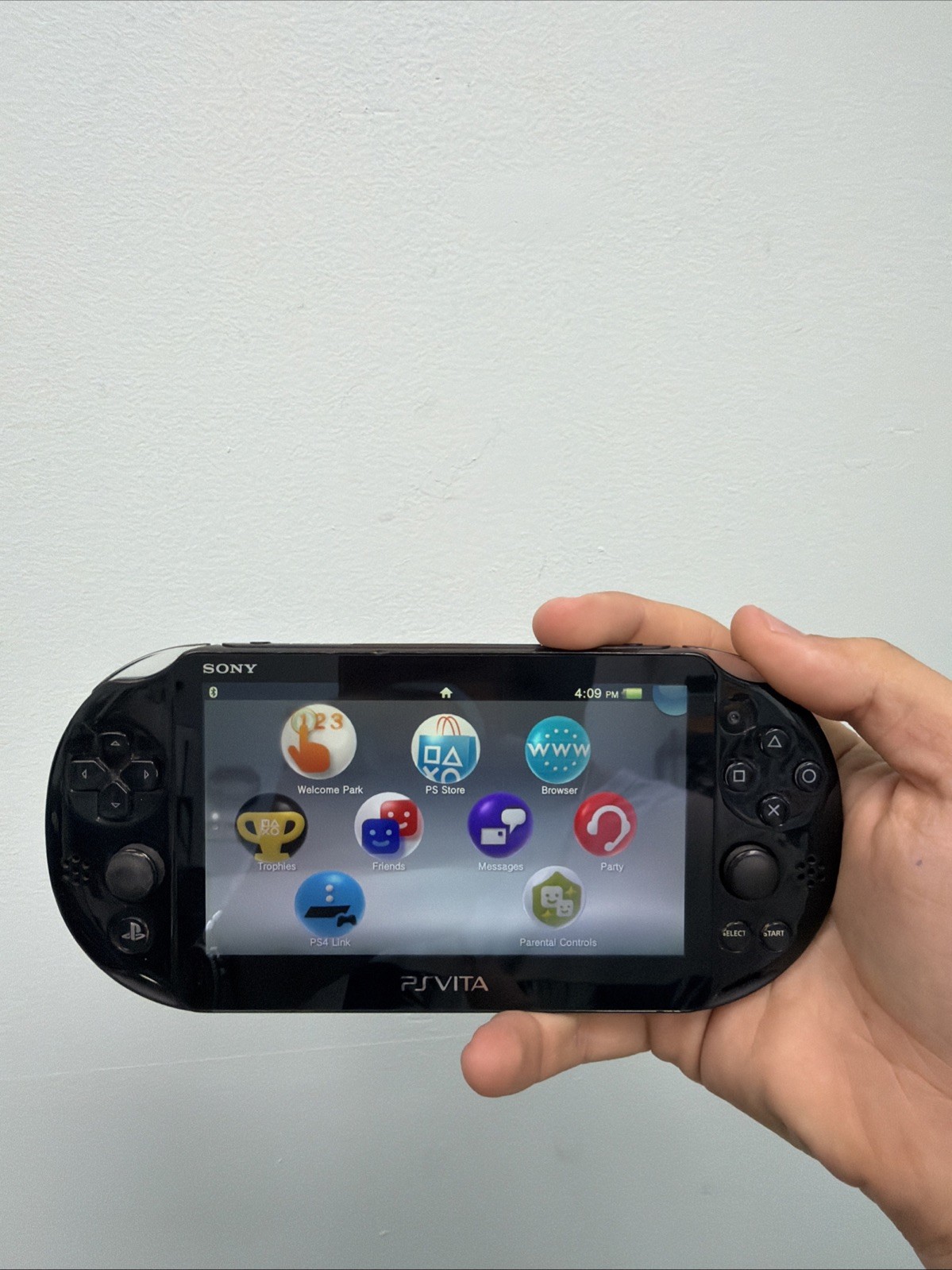 Sony PlayStation Vita PS Vita PCH-1001 Console Black AS-IS FOR REPAIR ONLY