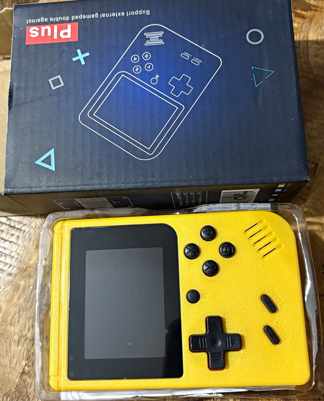 Plus Handheld Game Console Yellow/Black Atari 2600, USB-C, Rechargeable, 720p