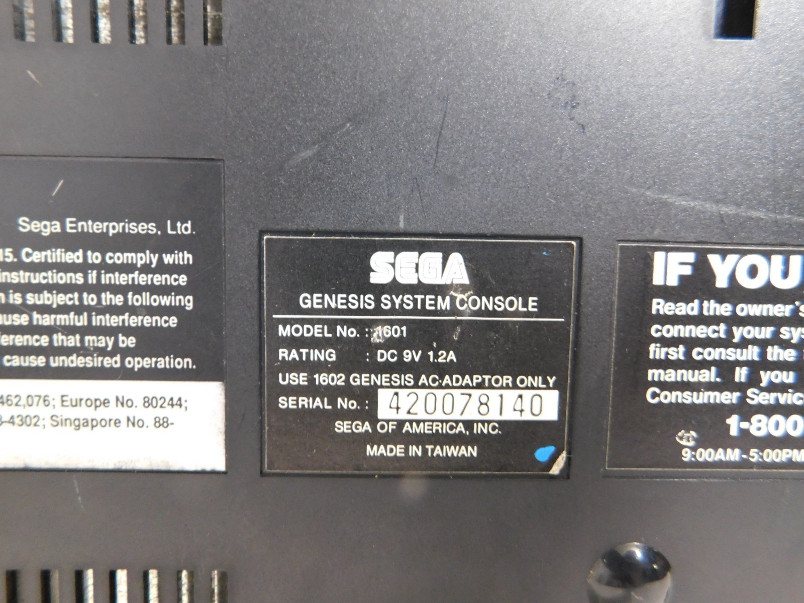 Sega Genesis Model 1601 System OEM Console Power & AV Cable Tested Working Good