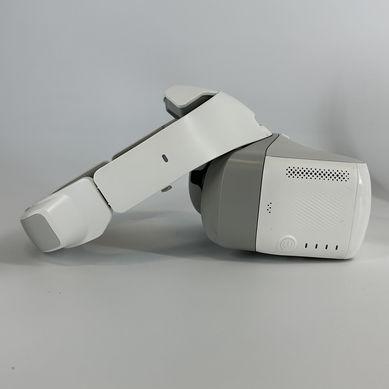DJI Phantom 3 Standard Drone Quadcopter White w/ DJI goggles FPV – Good
