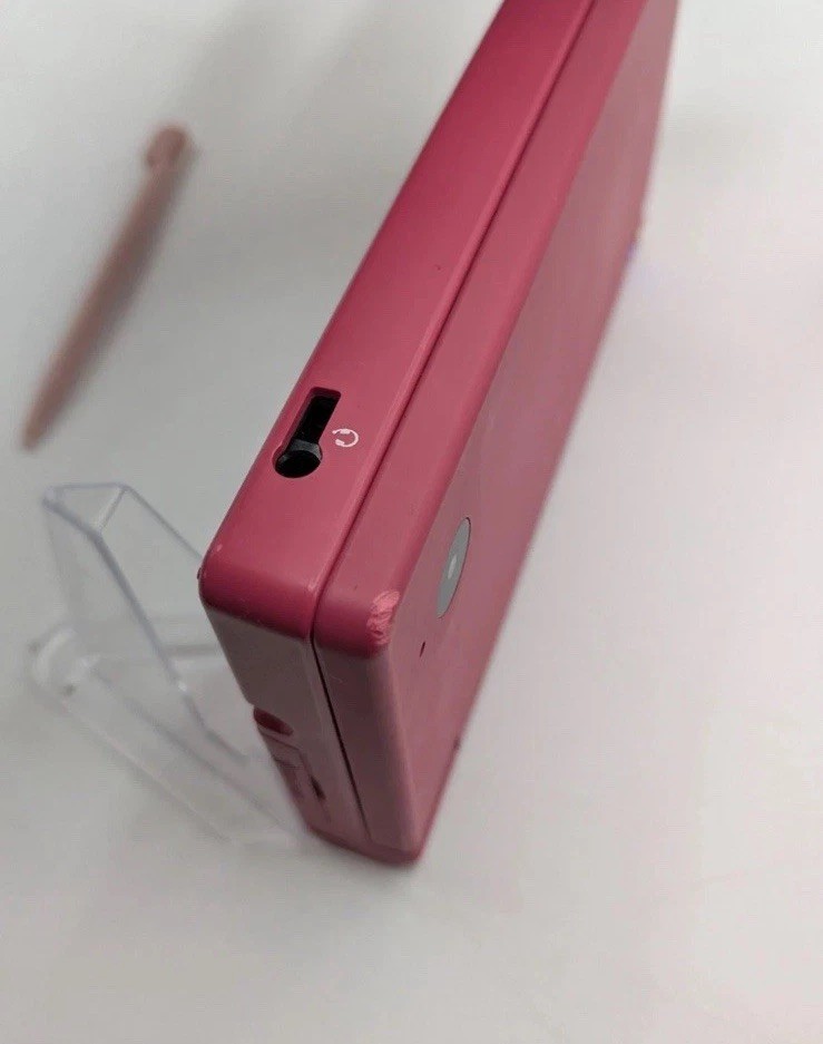 Nintendo DSi Hot Pink Console Bundle w/ Charger & 16GB SD Card