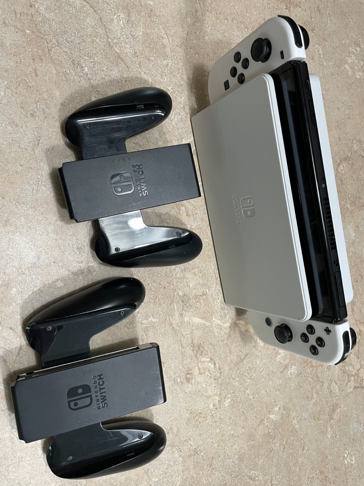 Nintendo Switch OLED Model HEG-001 Handheld Console – 64GB – White