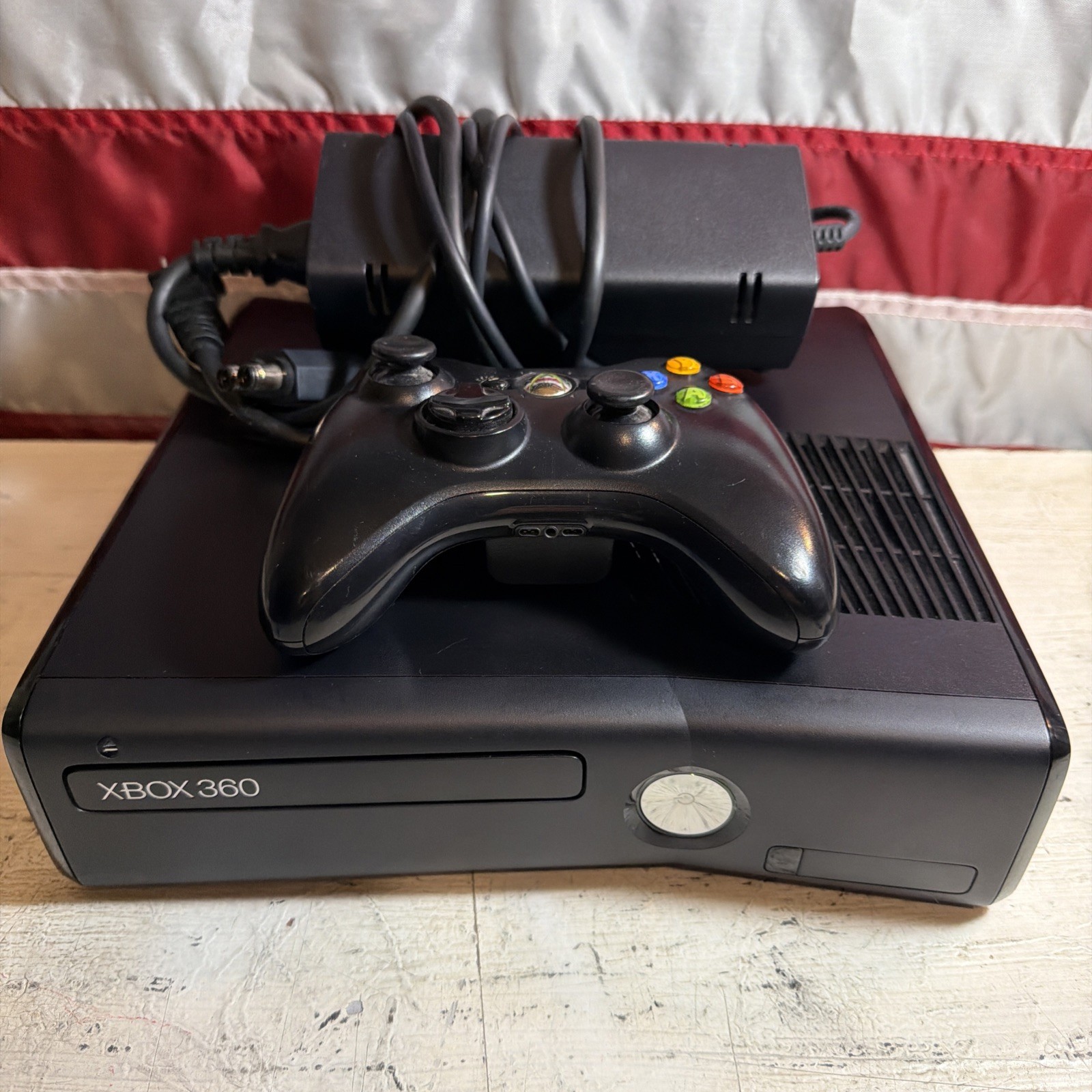 MICROSOFT XBOX 360 S Console – 80GB – OEM power Supply – Controller *READ*