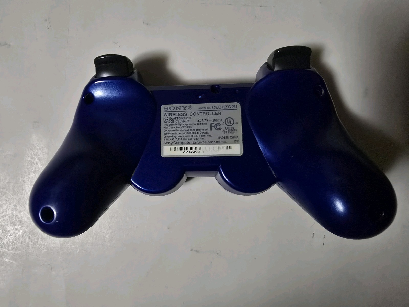 Sony PlayStation 3 80 GB Backwards Compatible PS3 CECHE01 2008 Read description
