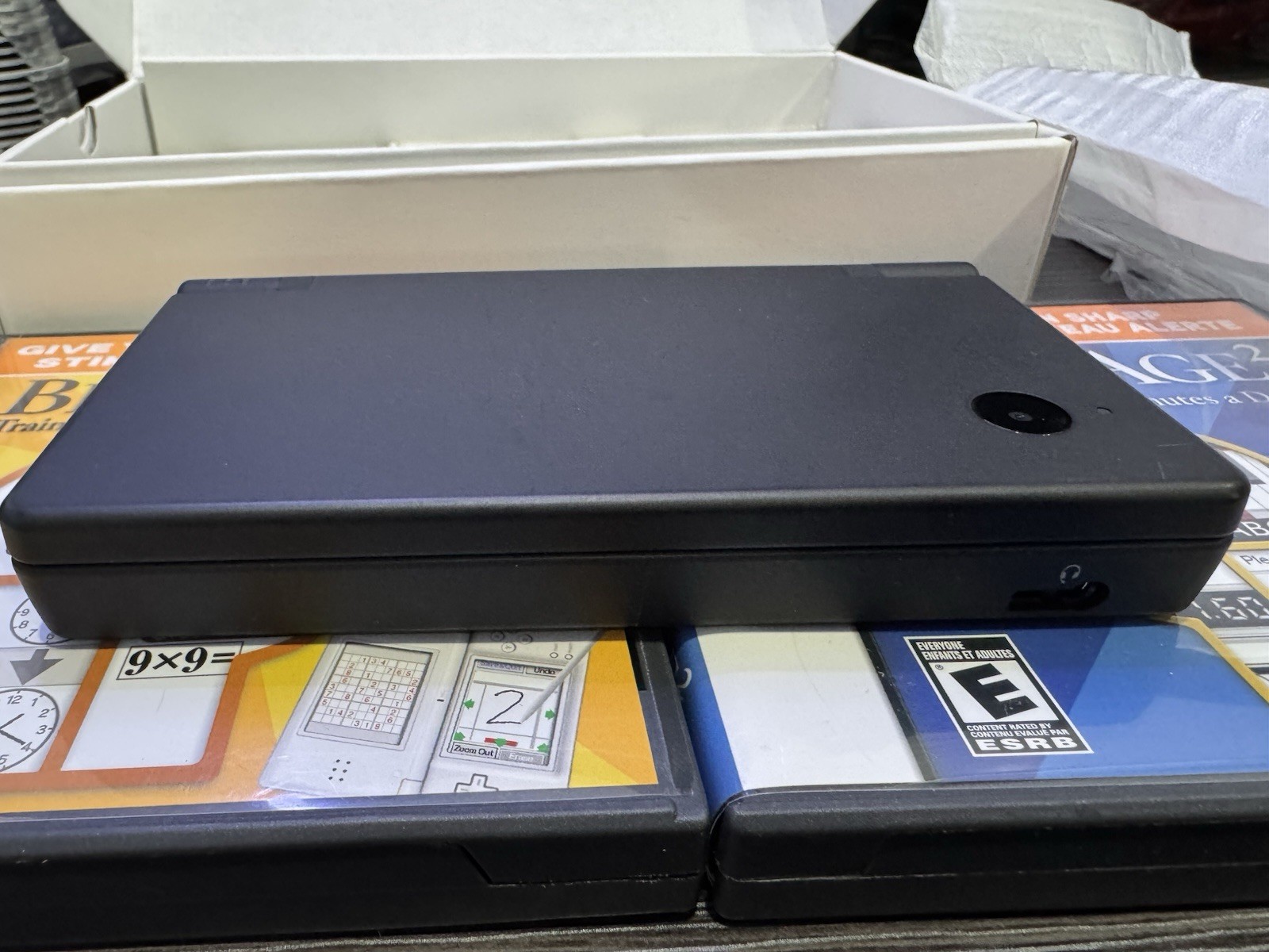 Nintendo DSi Launch Edition Black Handheld System – Very Good