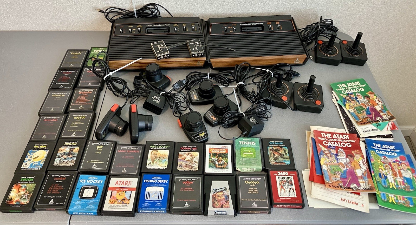 2 Atari 2600 & Sixer Console Lot, 4 Joysticks, 6 Paddles, 26 Games, Manuals READ