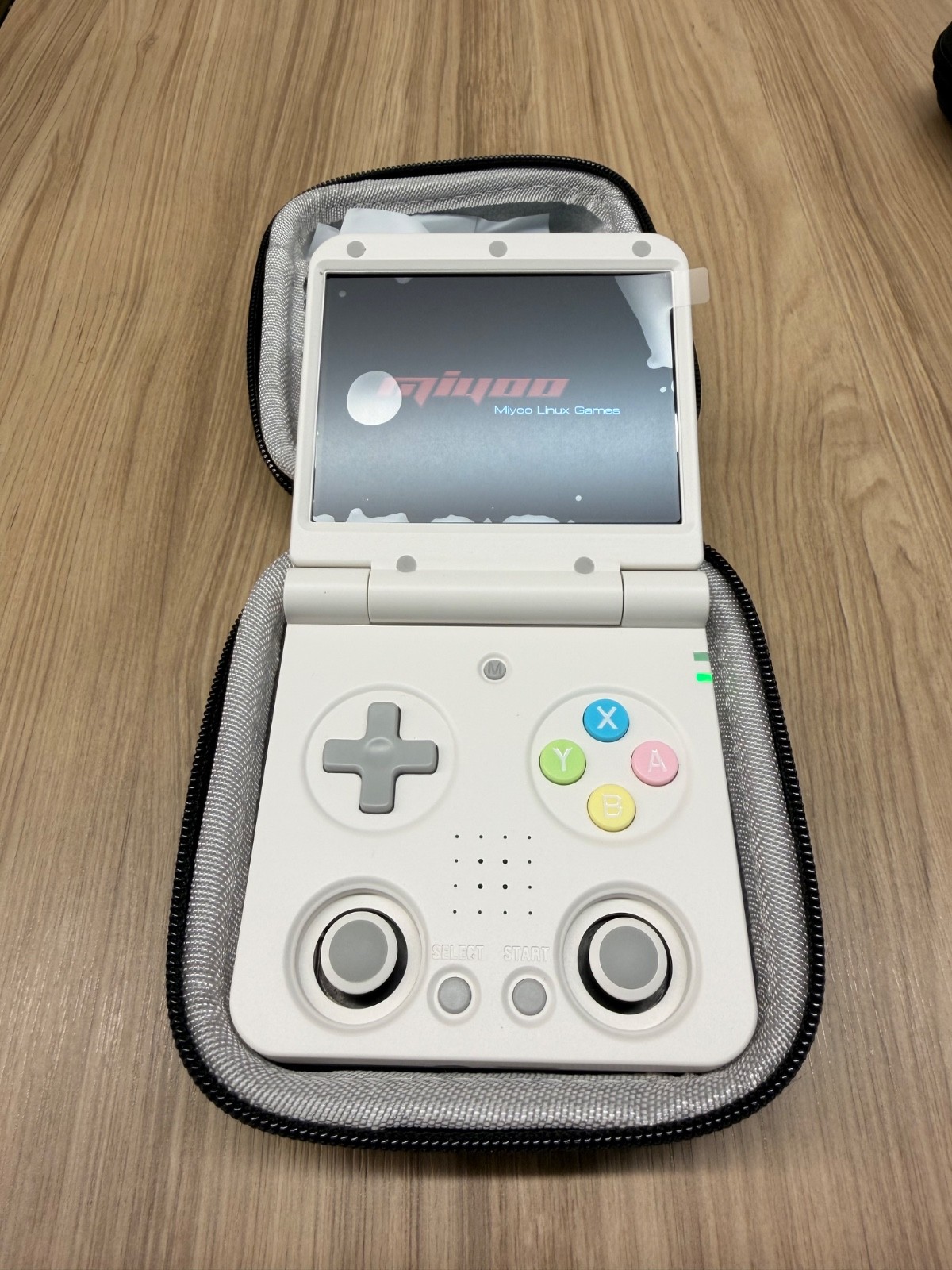 Miyoo Flip V2 (White) Retro Gaming Handheld, 64GB SD Card, Original Box, Tested