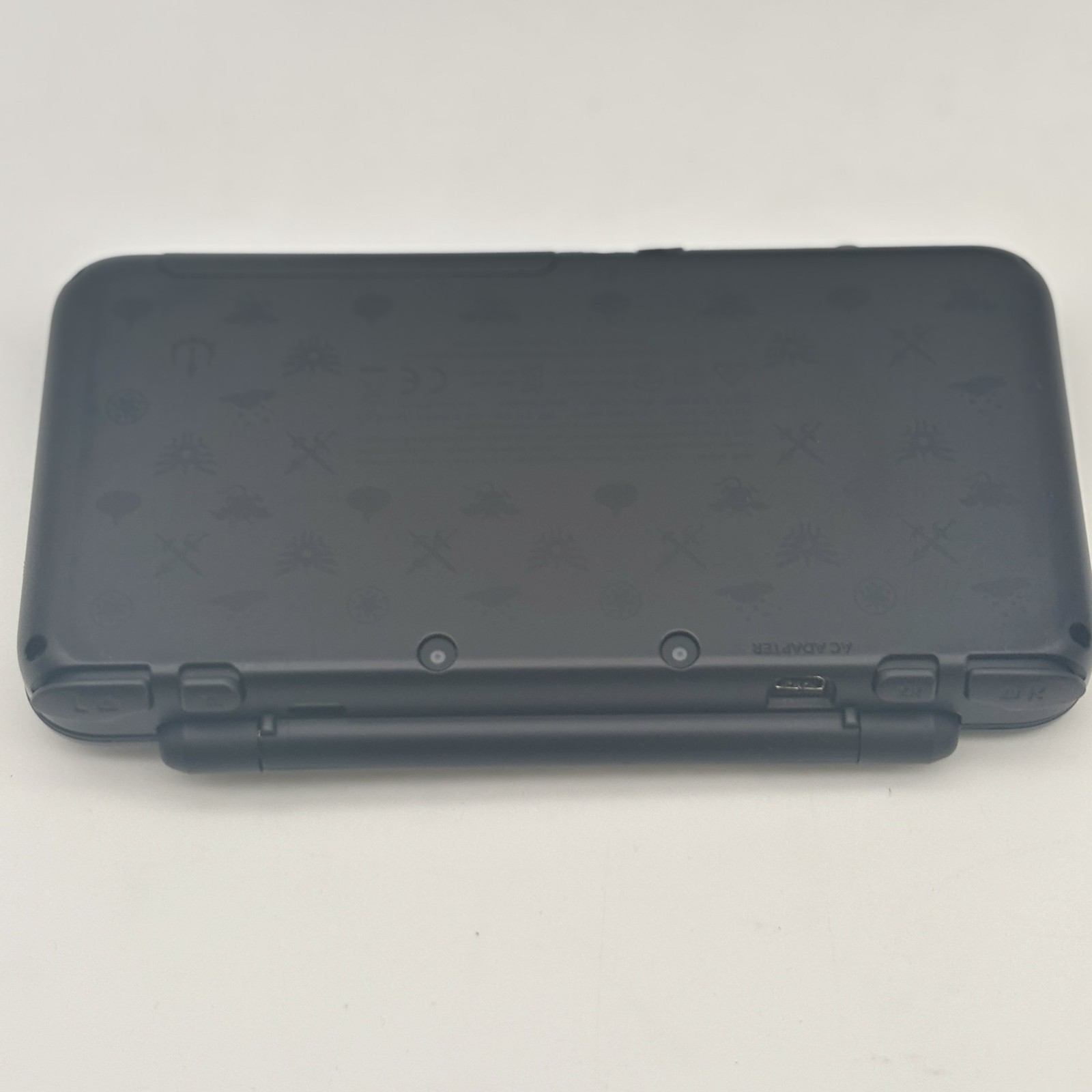 Nintendo New 2DS LL Dragon Quest Hagure Metal Edition Japan Game
