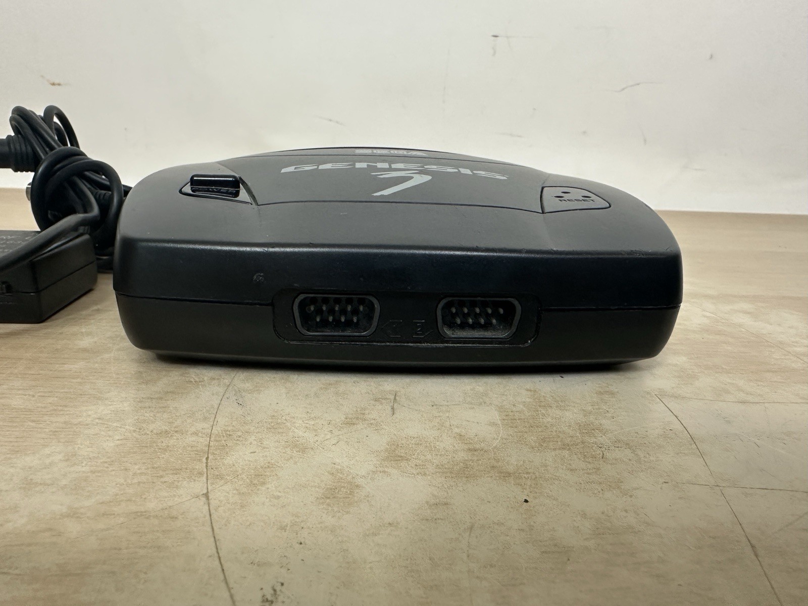 Sega Genesis Model 3 MK-1461 Console w/ OEM Controller, A/V Cord & Power – WORKS