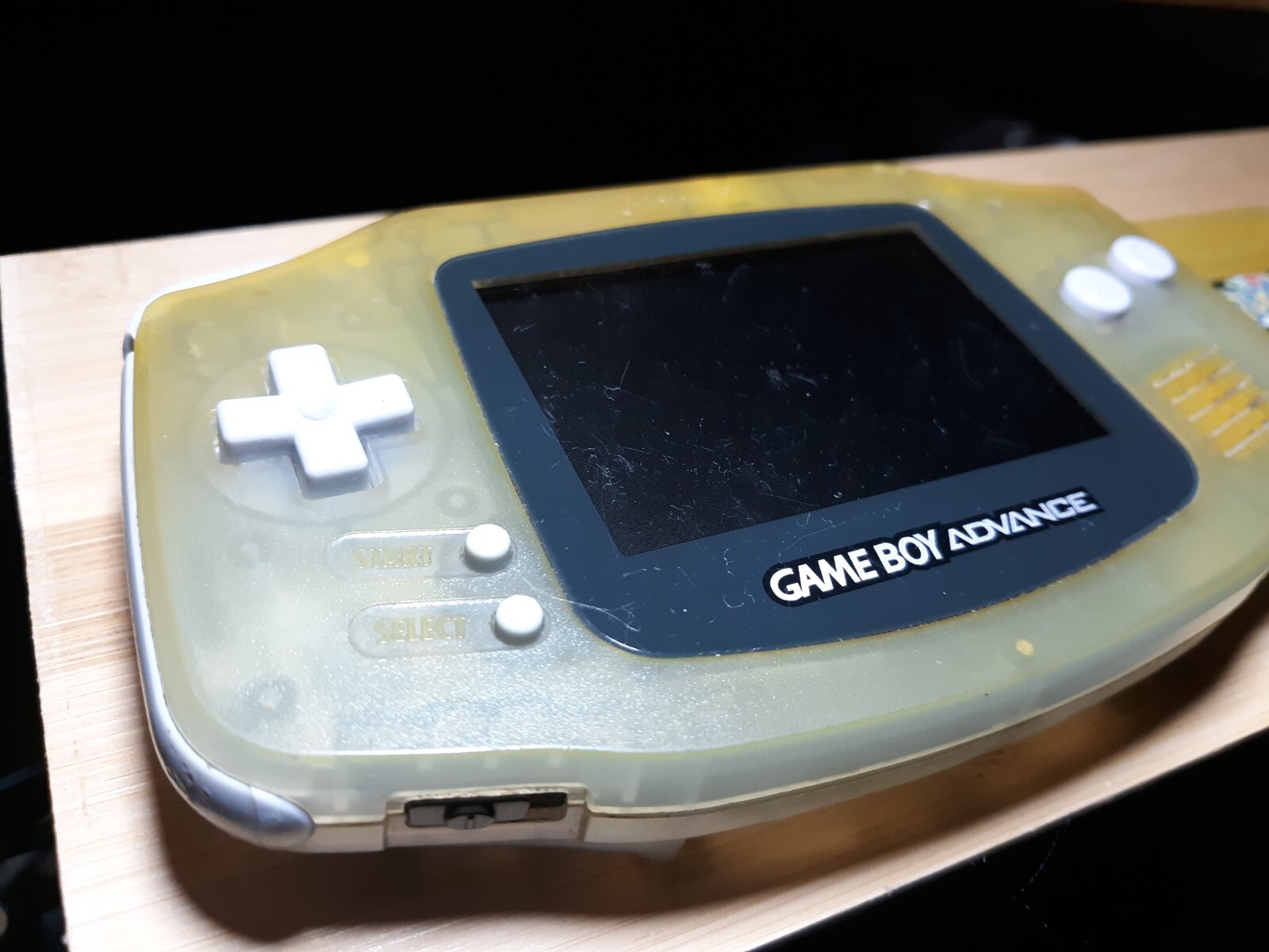 Nintendo Game Boy Advance AGB-001 Console System – Clear Yellow & Pokemon Gold