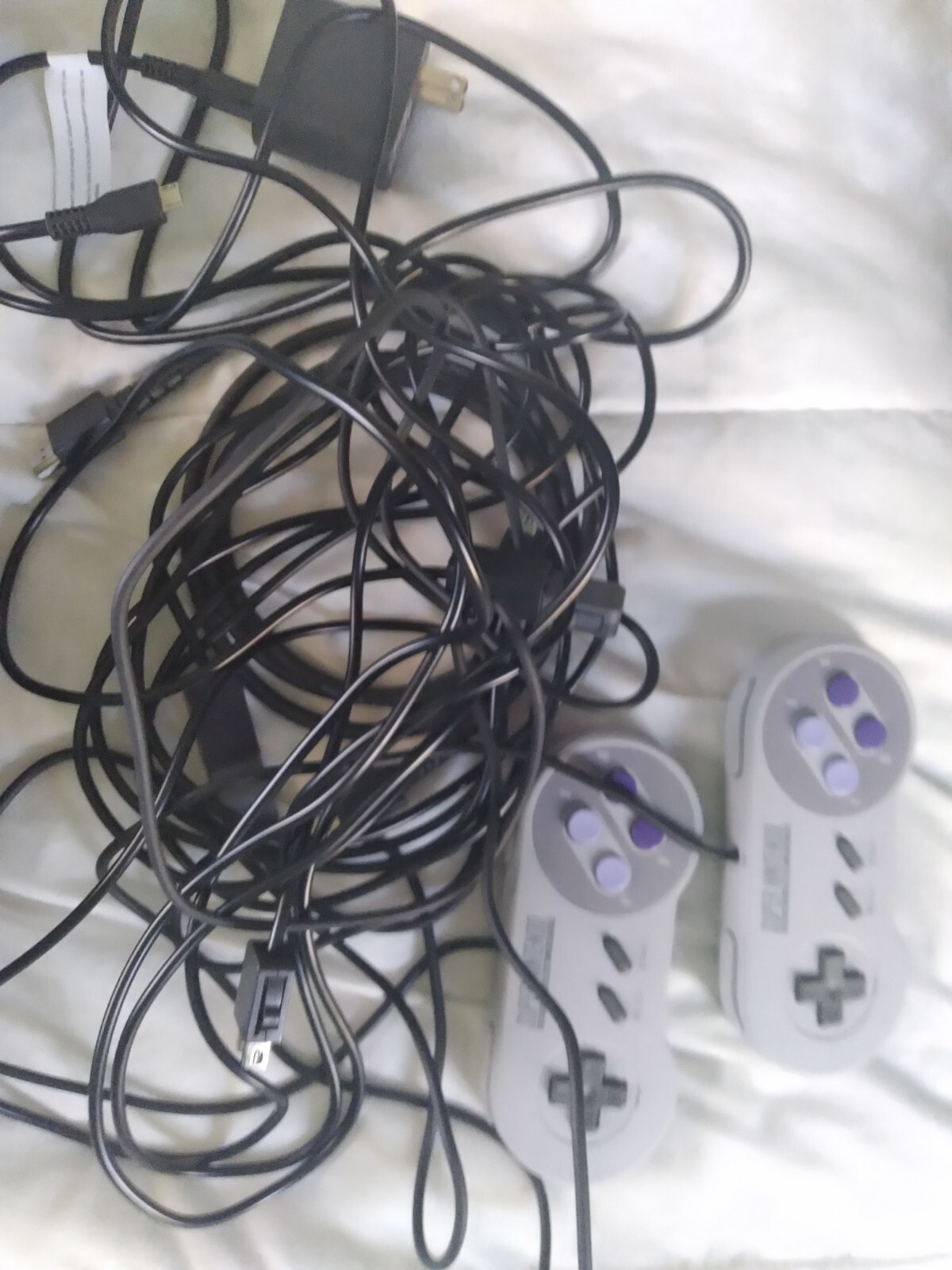 Official Nintendo Super NES Classic Edition Console Bundle SNES Case Controllers