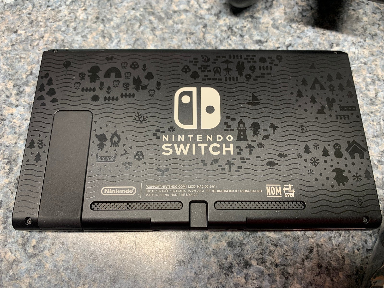 Nintendo Switch – Animal Crossing: New Horizon Limited *Console ONLY*