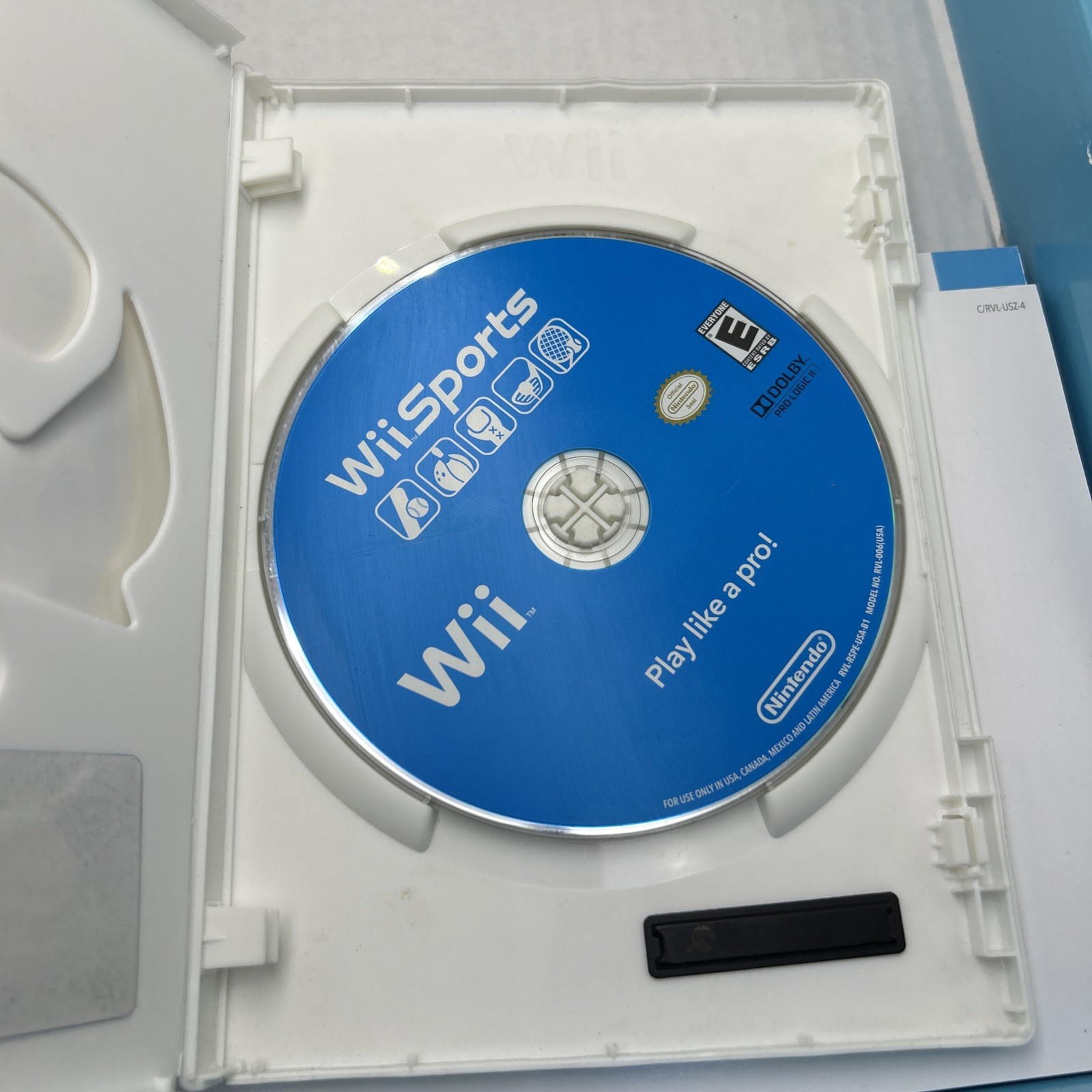 BOXED Nintendo Wii Video Game System RVL-001 Console Bundle Wii Sports Included