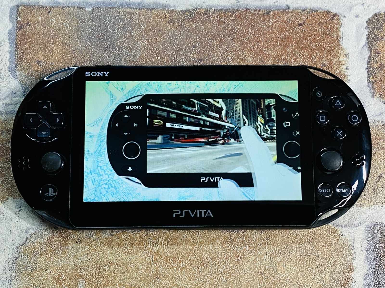PS Vita PCH 2000 Black SONY PlayStation Japan 16GB Charger MobileCase 1Game No2D
