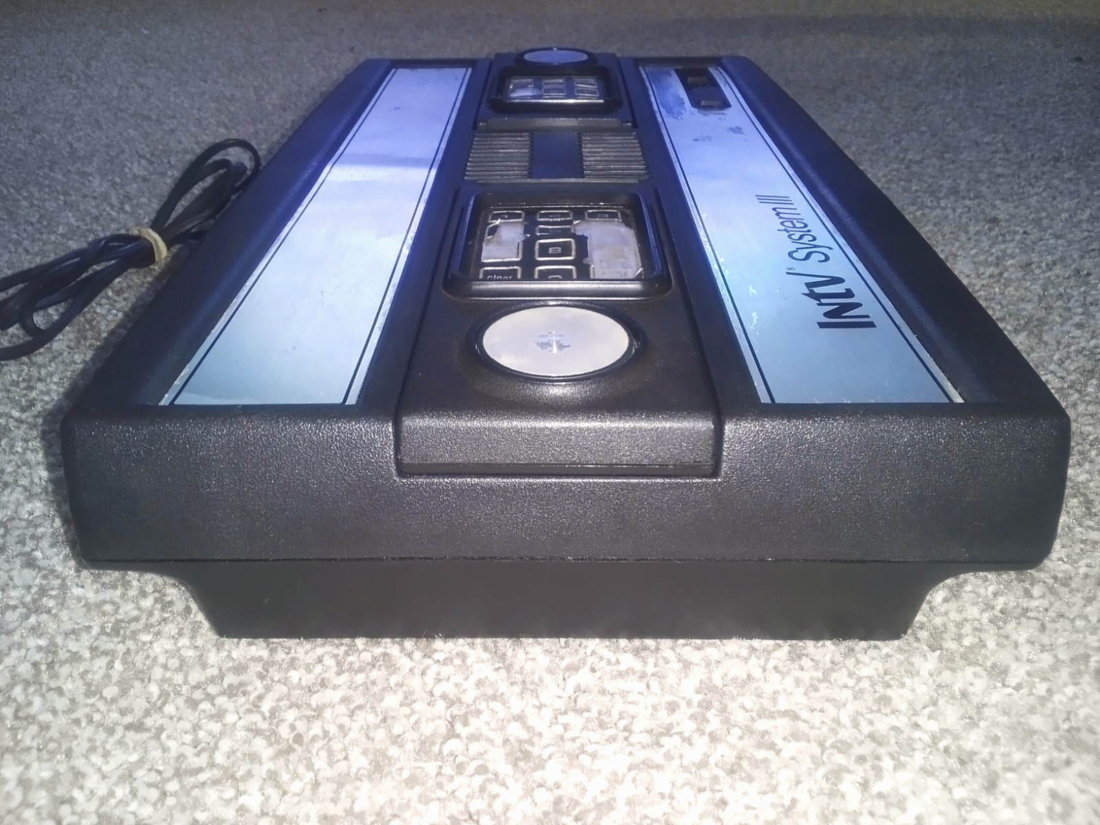 Mattel Intellivision System III Console ONLY NOT WORKING AS IS READ DESCRIPTION