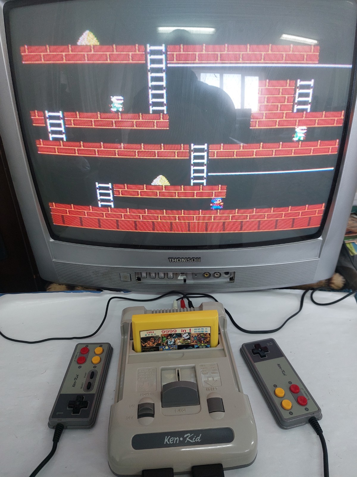 Kenga ken kid video game console from 90’s excellent condition + box, games