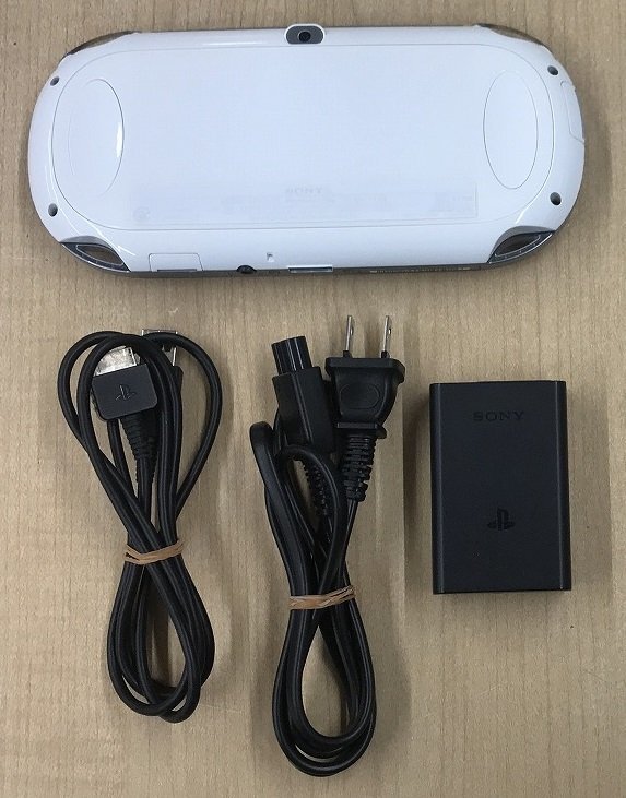 PS Vita 3G / Wi-Fi Model Crystal White PCH-1100 AB02 OLED Game Sony Japan