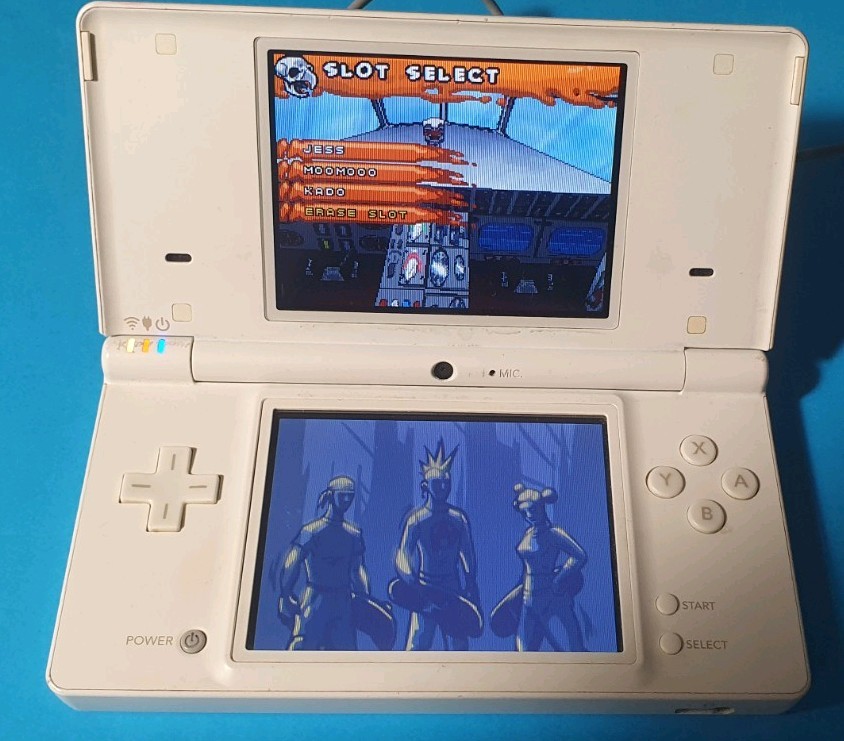 Nintendo DS White Bundle with Charger, Pen, and 11 Games/ Case- Fully Working.