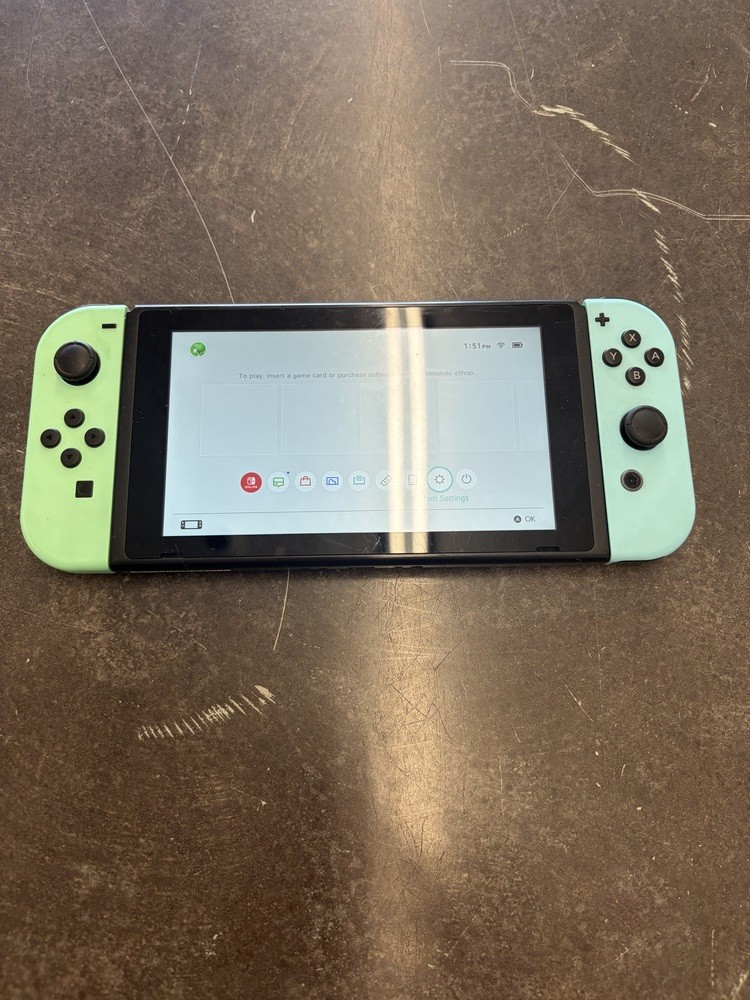 NINTENDO SWITCH HAC-001 HANDHELD GAMING CONSOLE WITH BLUE/GREEN JOY CONS