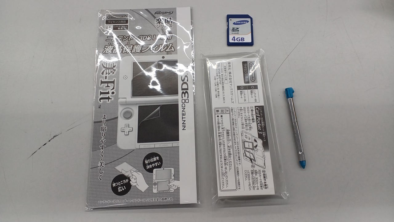 Nintendo 3DS XL (LL) SPR-S-JPN-C0 with Box and Manual, 4GB SD Card A2942