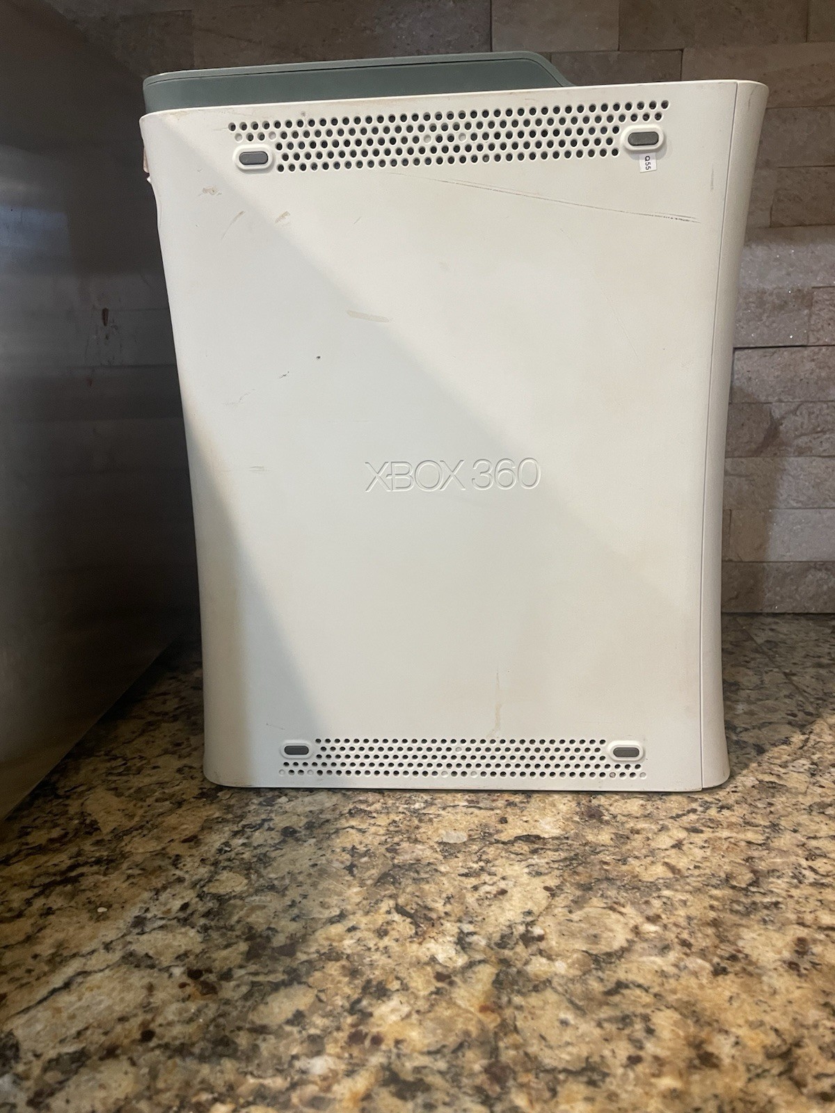 Microsoft Xbox 360 Console White/Gray 20GB HDD HDMI 1080p NTSC-U/C Power Supply