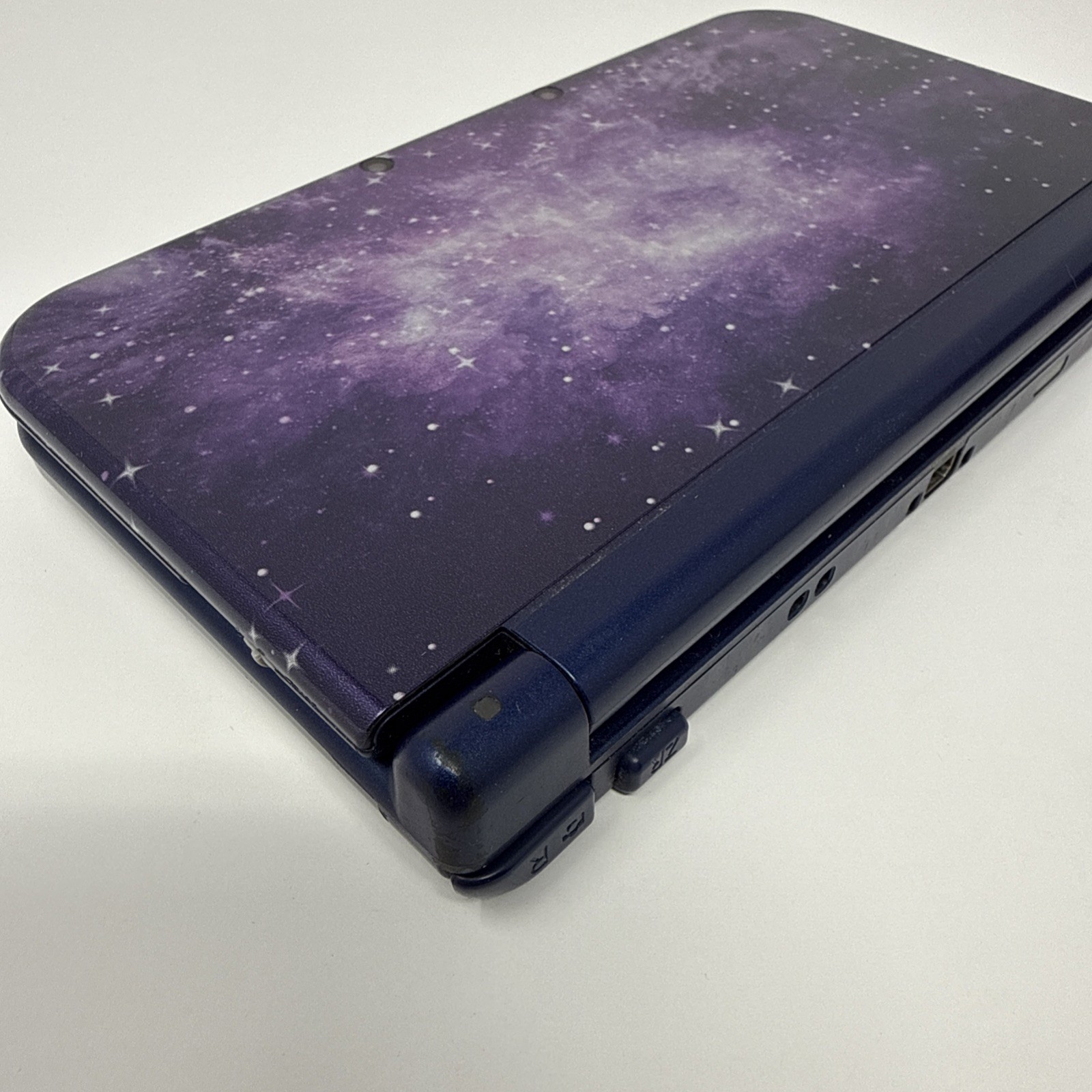 New Nintendo 3DS XL Galaxy Edition Handheld Console CIB + Pokemon & Super Smash