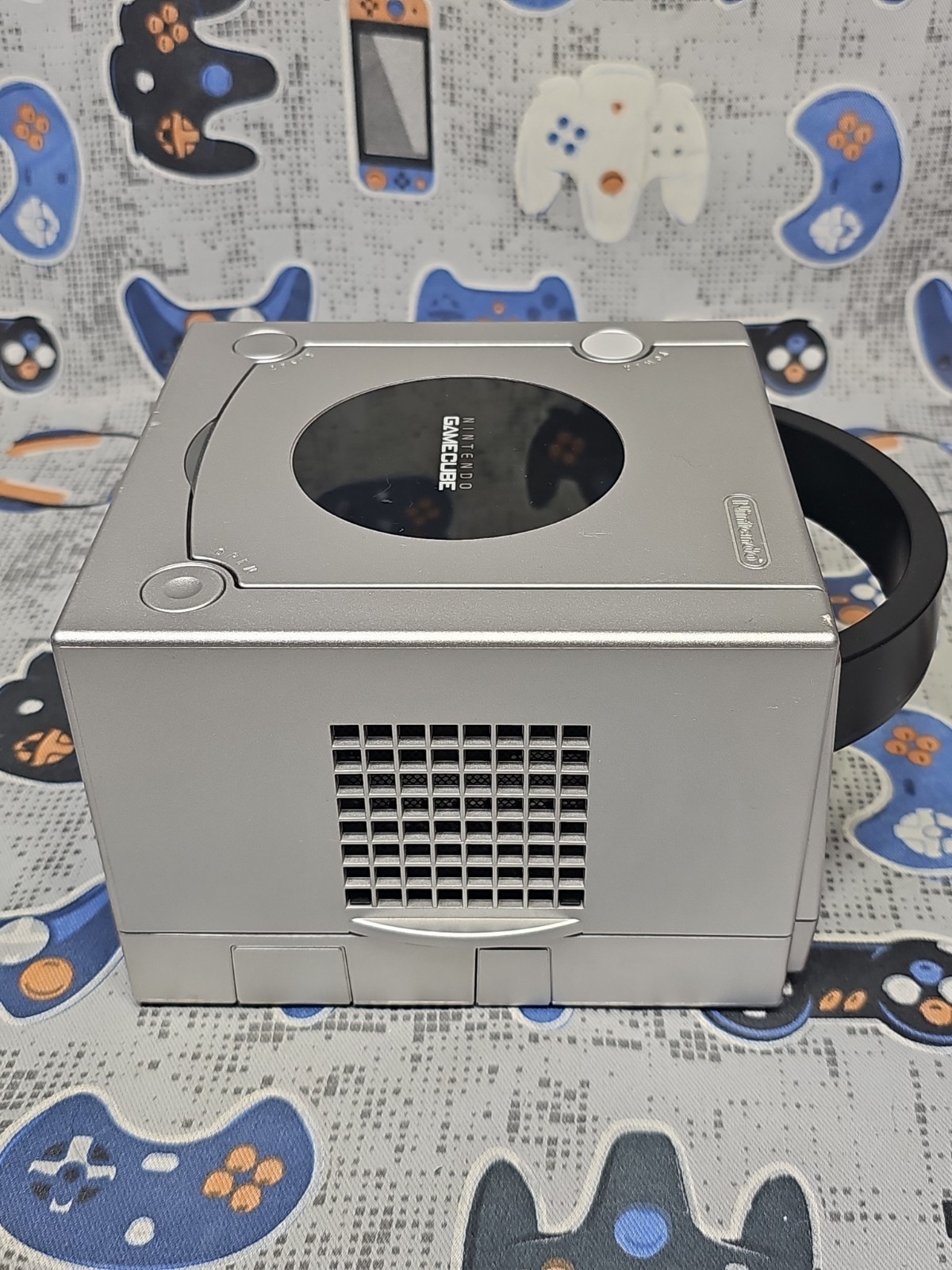 Nintendo GameCube Silver – DOL-101 USA – w/ Controller & Cords CONDITION TESTED