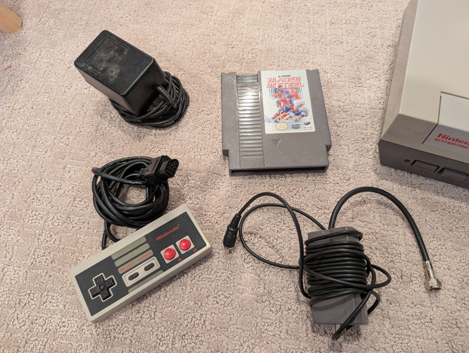 Nintendo NES Console Bundle w/ Blades Of Steel & Controller, Power Supply, Cable