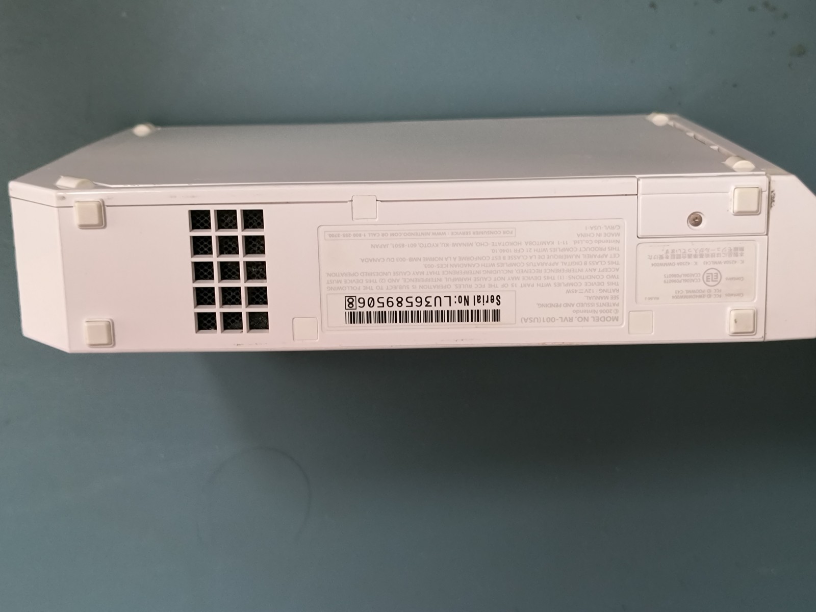 Nintendo Wii Model RVL-001 (USA) [Plays Wii & GameCube Games] Bundle Deal