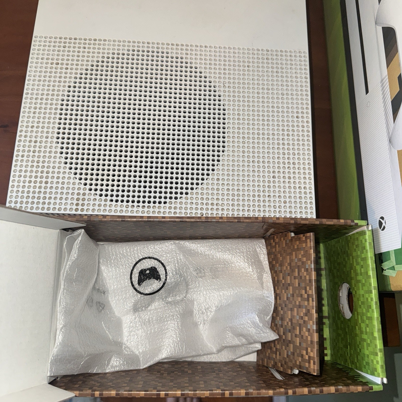 Microsoft Xbox One S White Console Minecraft Box Inserts Cords No Controller 500