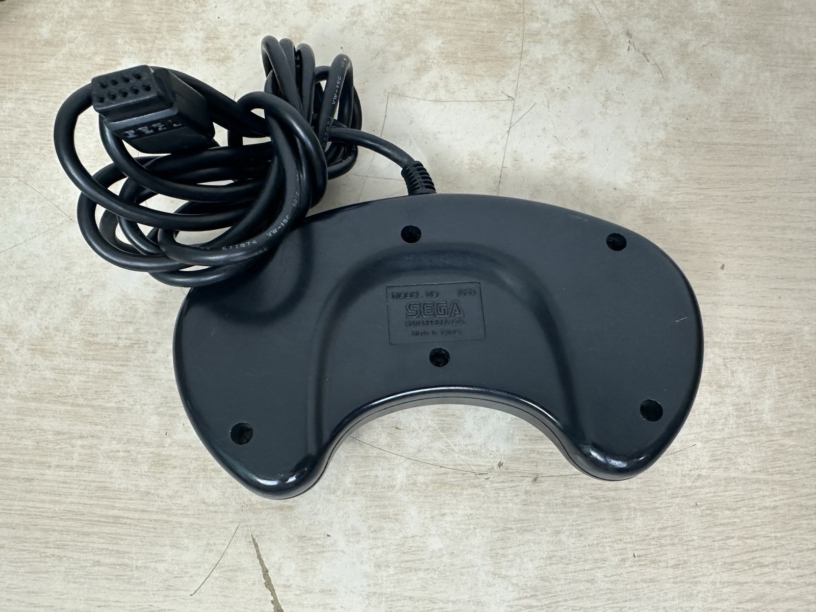Sega Genesis Model 3 MK-1461 Console w/ OEM Controller, A/V Cord & Power – WORKS