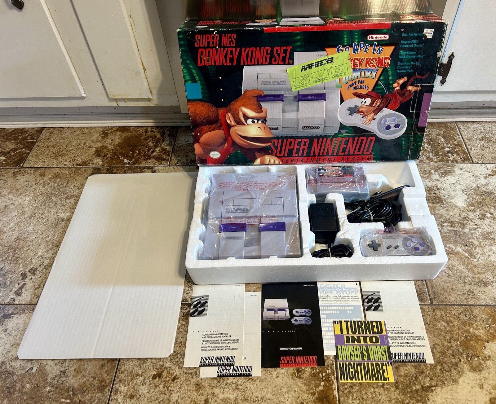 Super Nintendo SNES CIB Donkey Kong Console Bundle Matching Serial NR Mint RARE