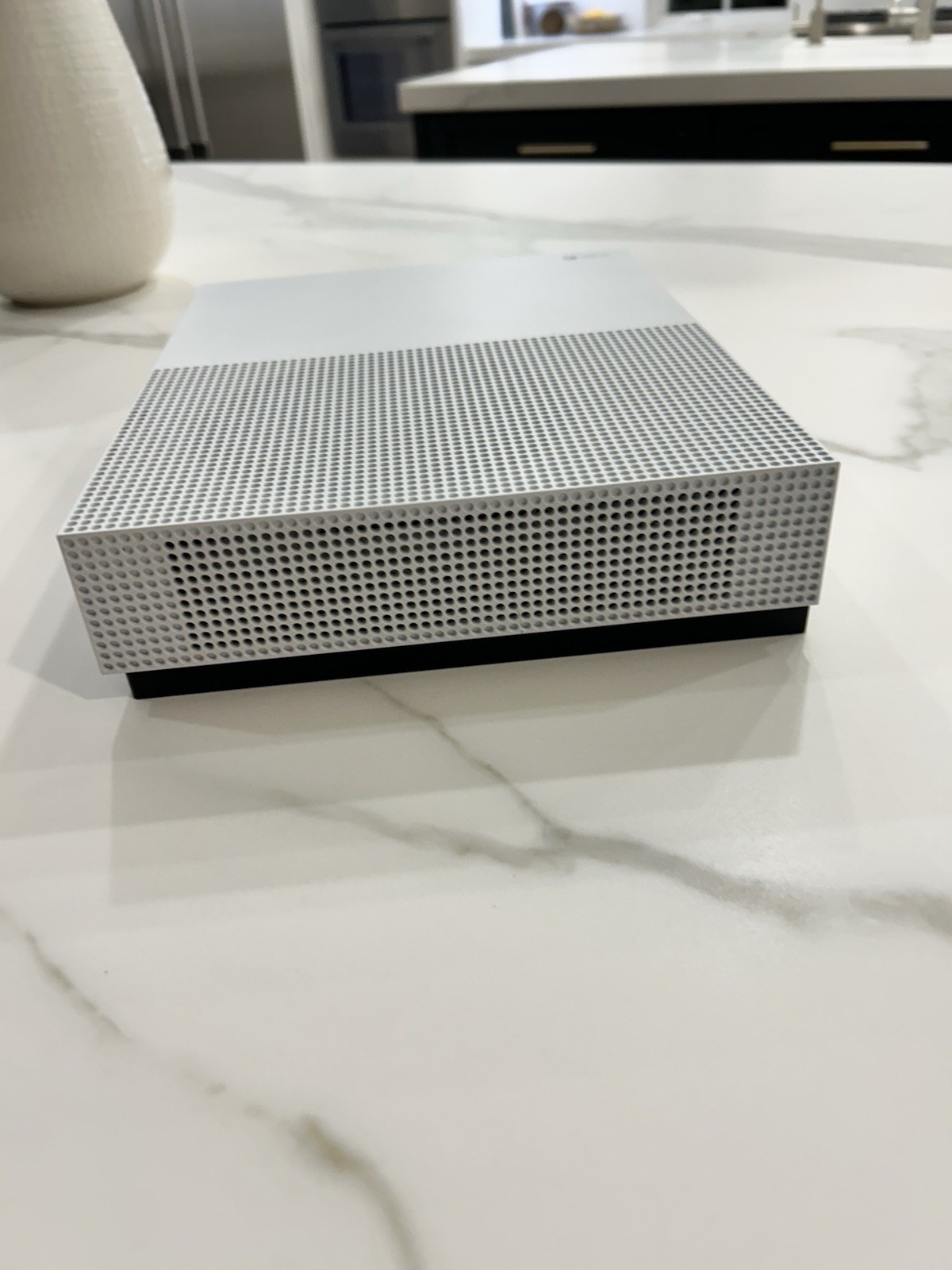 Microsoft Xbox One S 500GB 4K UHD Wi-Fi Blu-ray Console White w/ HDMI/Power