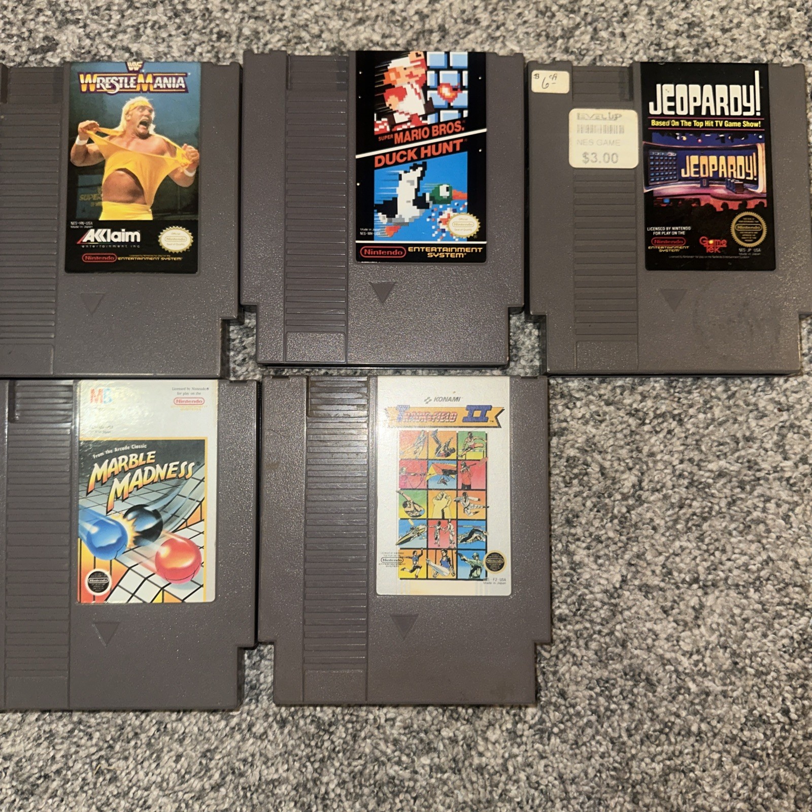 NES Nintendo System Console NES-001 6 Game Bundle! 2 Controllers, Zapper, Etc.