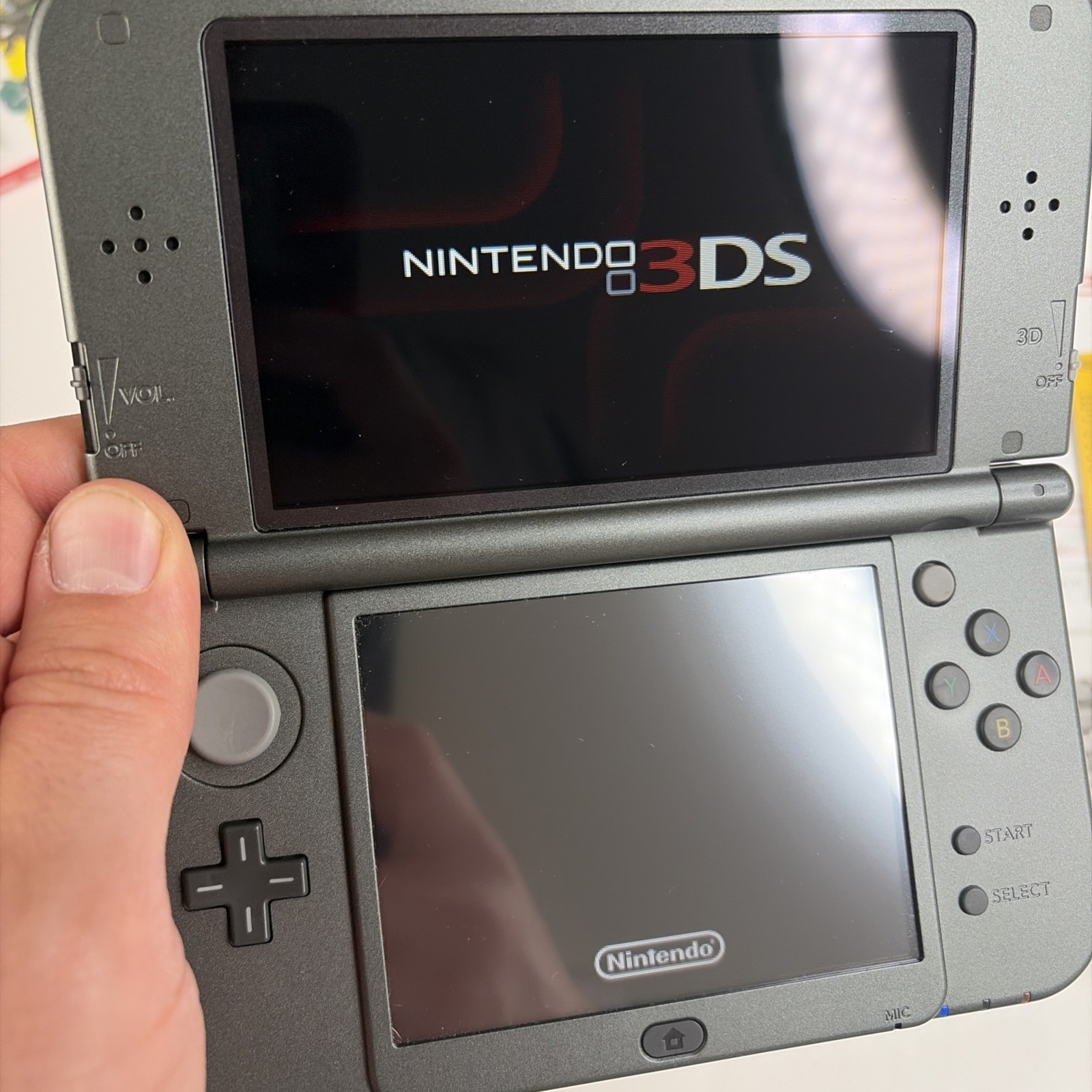 NICE! Nintendo New 3DS XL Black Complete Box W Charger Stylus US Model Top IPS