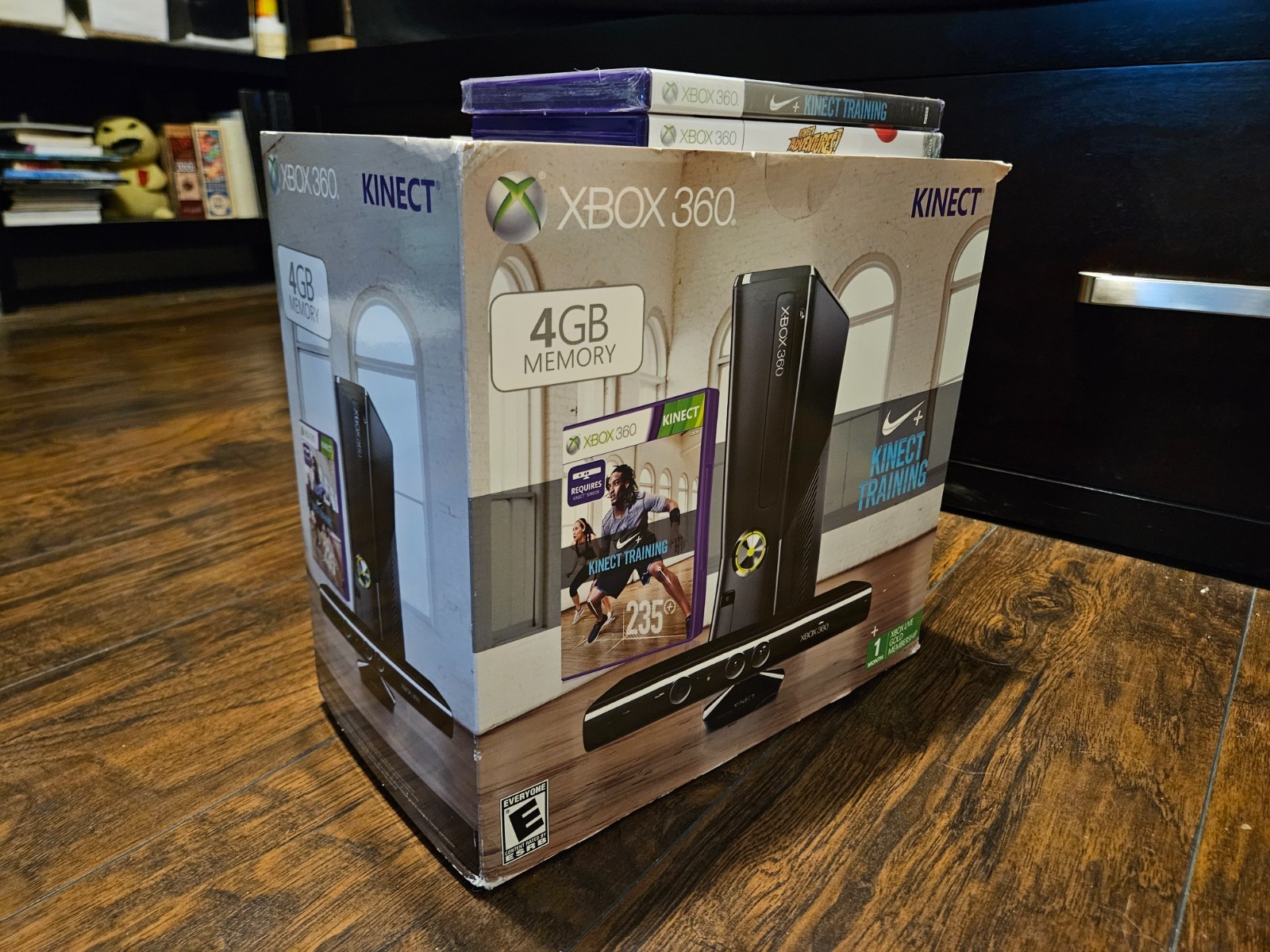 Microsoft Xbox 360 S Gaming Console and Kinect – Black 4GB
