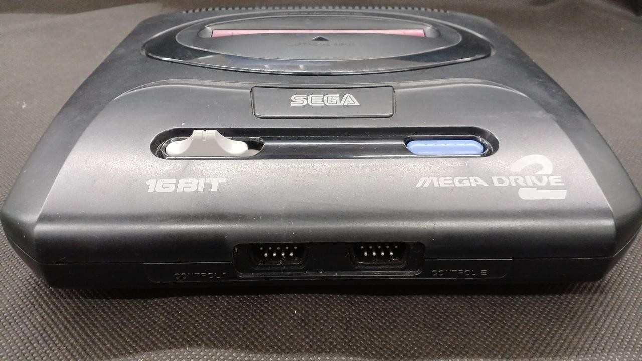 Mega Drive 2 Model HAA 2502 SEGA
