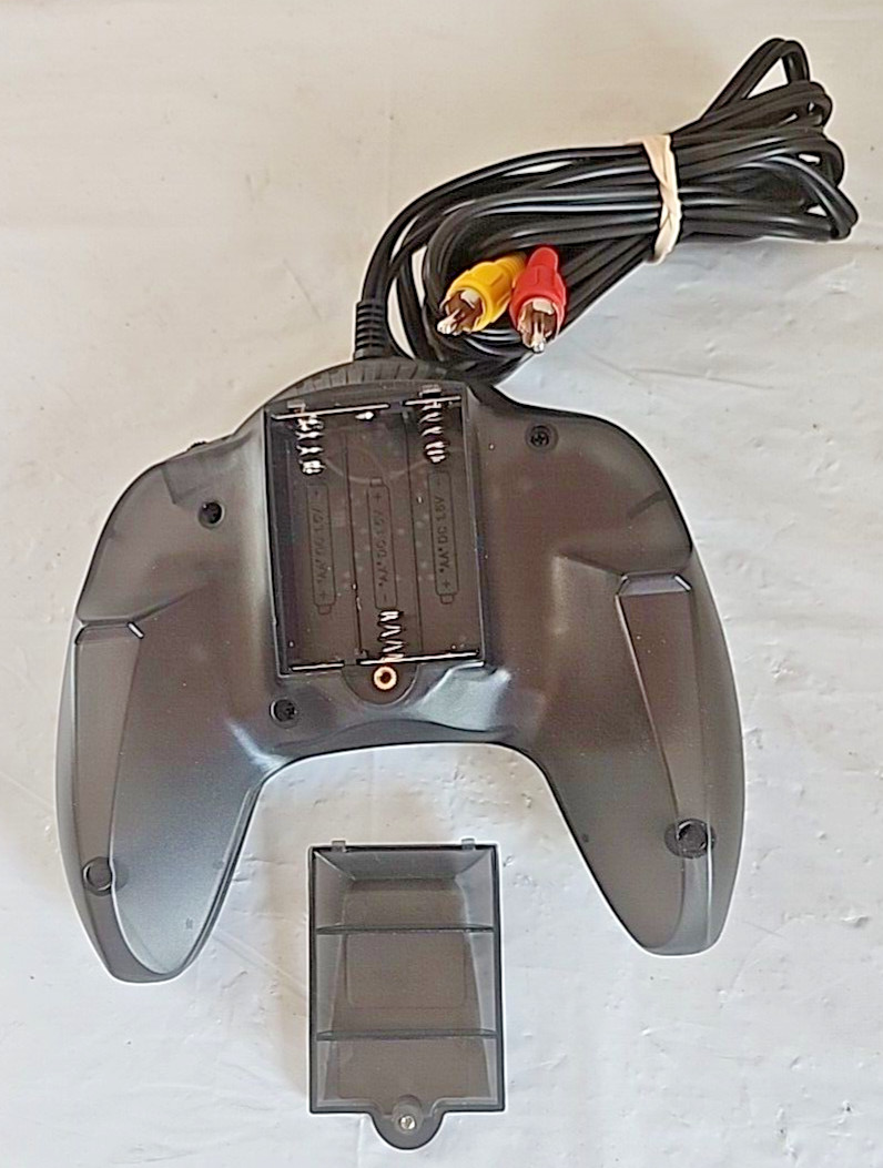 Dreamgear Universal Plug ‘N’ Play Controller With 50 Video Games Works Fast Ship