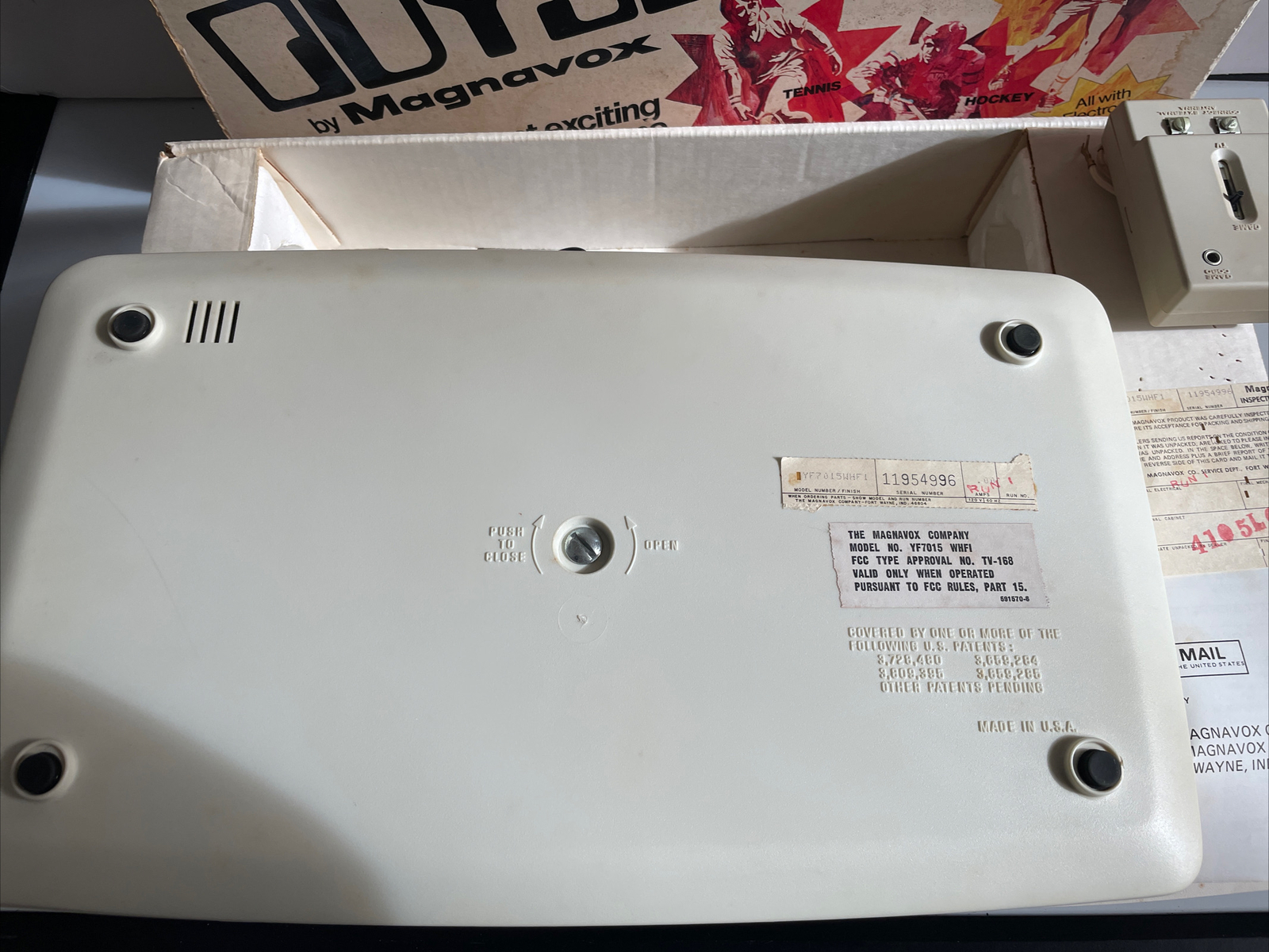 ODYSSEY 200 MAGNAVOX SYSTEM W/ BOX TENNIS HOCKEY SMASH VINTAGE UNTESTED