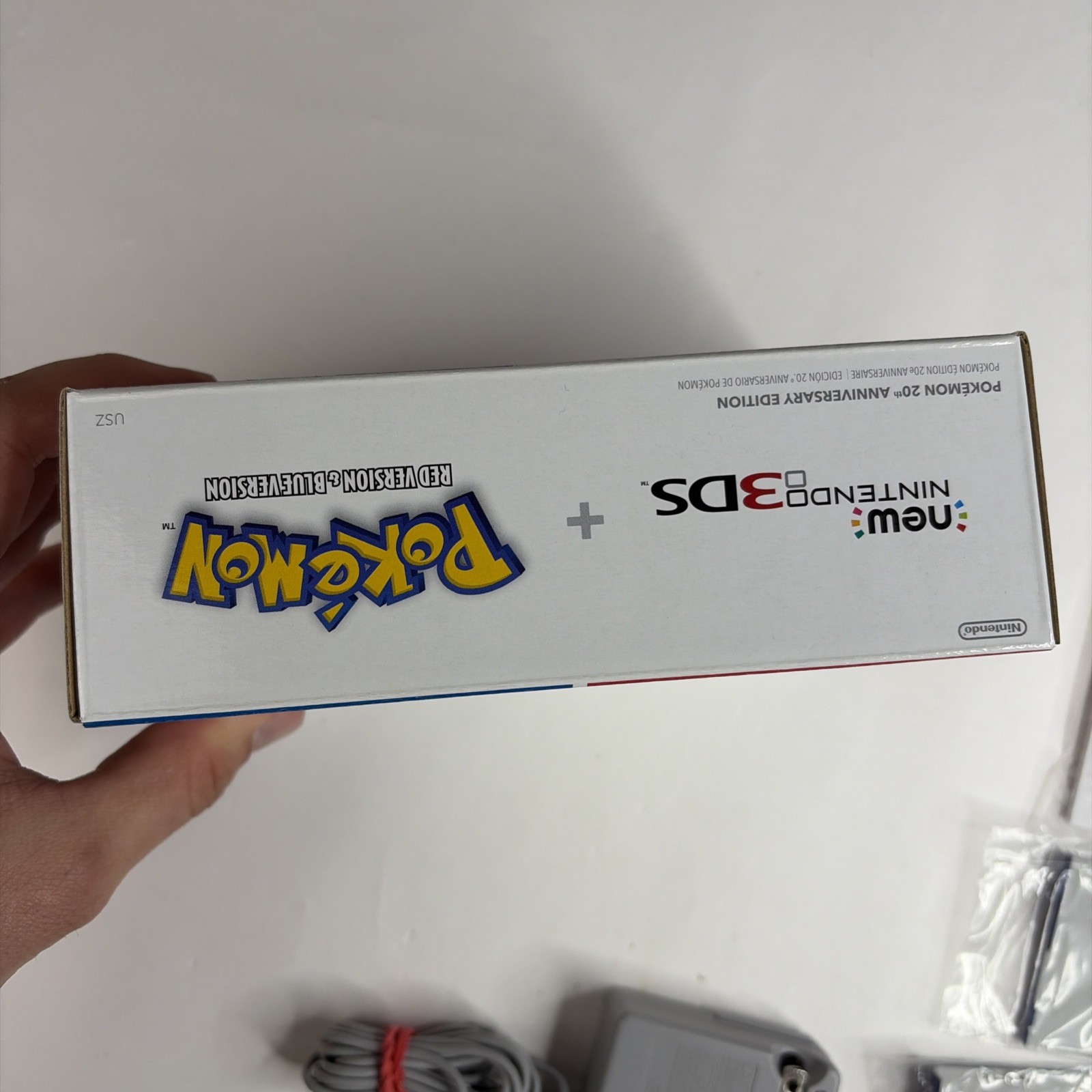 CLEAN DUAL IPS New Nintendo 3DS Pokemon 20th Anniversary Edition CIB Box plates