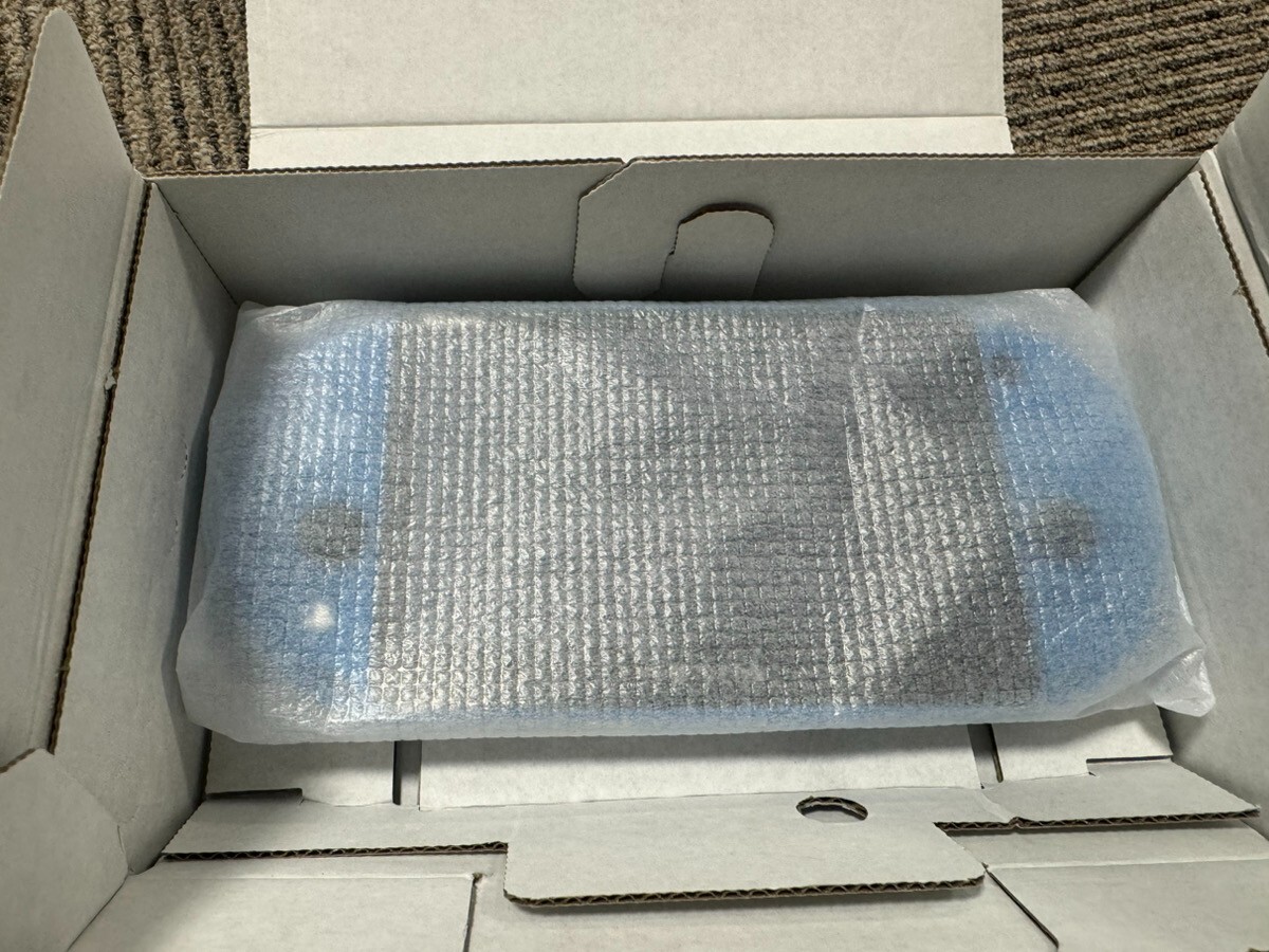 Sony PlayStation Vita Wi-Fi Model Aqua Blue (PCH-2000ZA23) – Japan