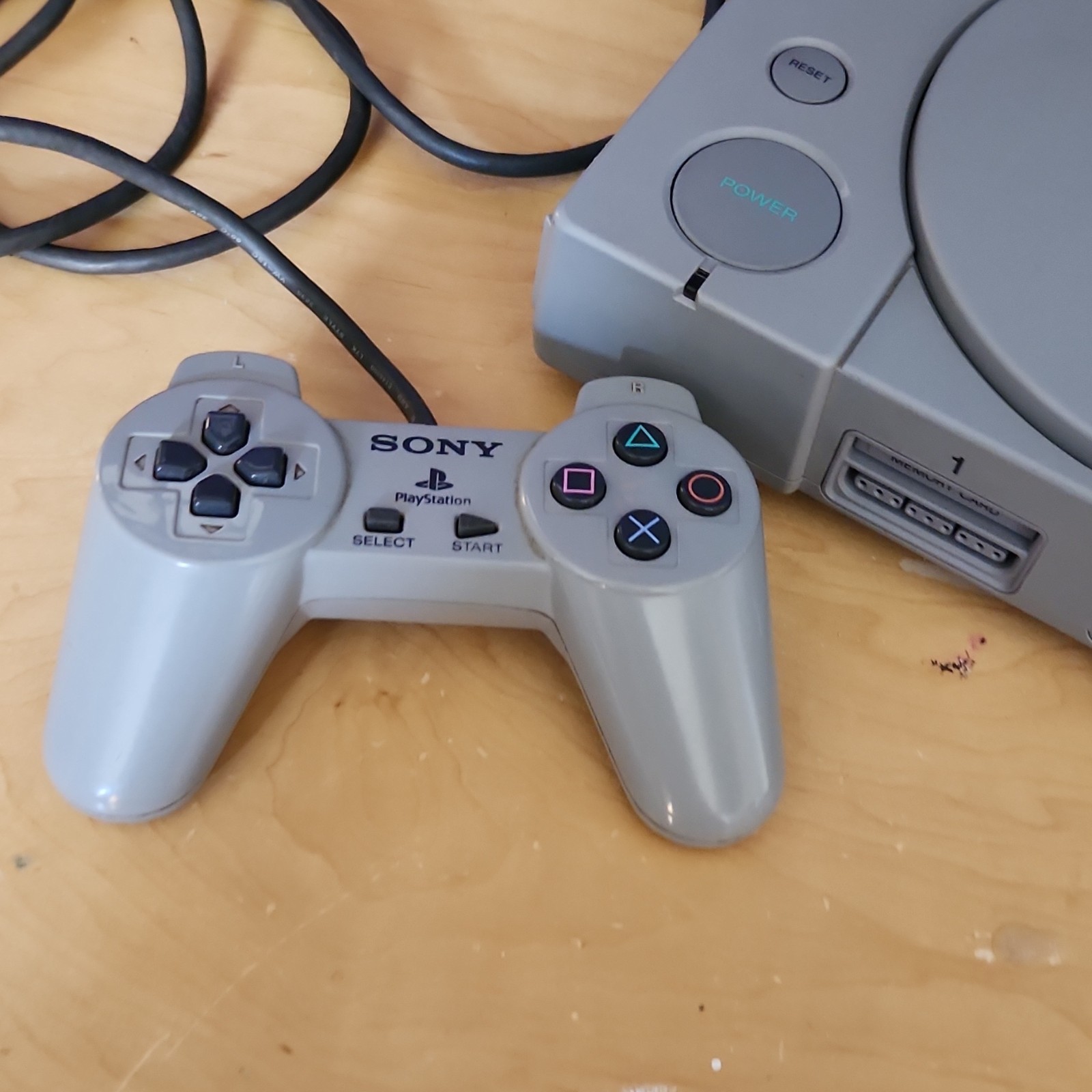 Sony PlayStation 1 PS1 Gray Home Console w/ Sony Controller Memory Card Slot
