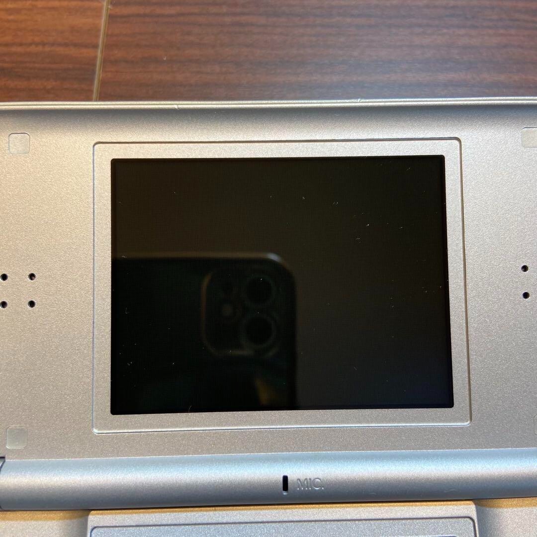 Nintendo DS LITE Gloss Silver 2309 From Japan