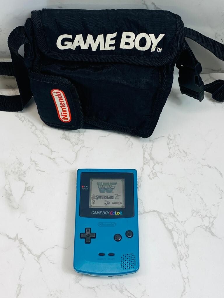 Nintendo GameBoy Color Handheld Game Console and Bag – CGB-001 Tested Working