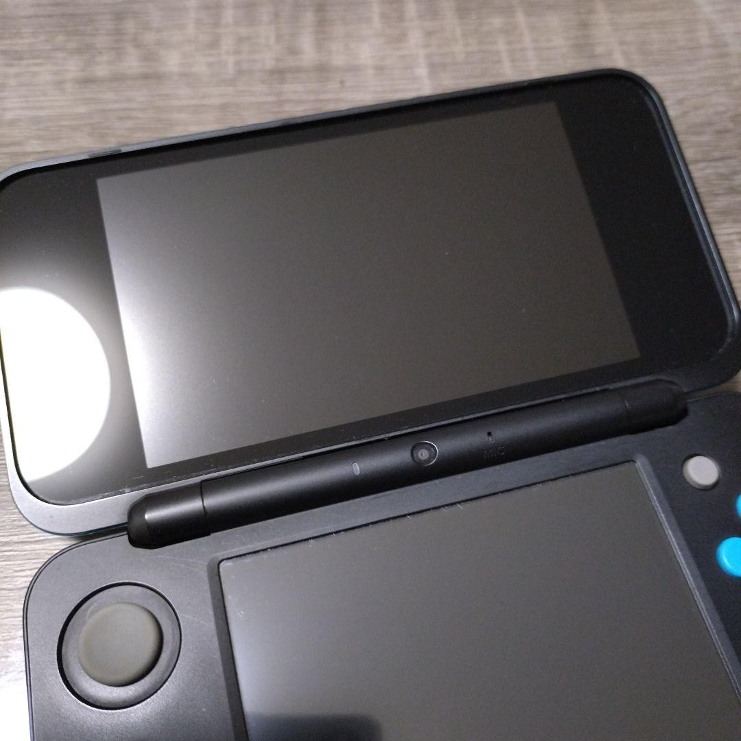 Nintendo New 2DS LL Black x Turquoise Console